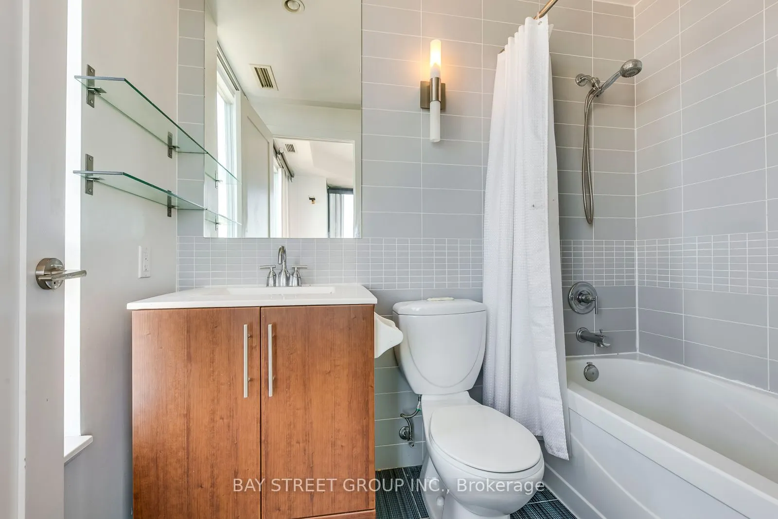 120 Homewood Avenue, #3704