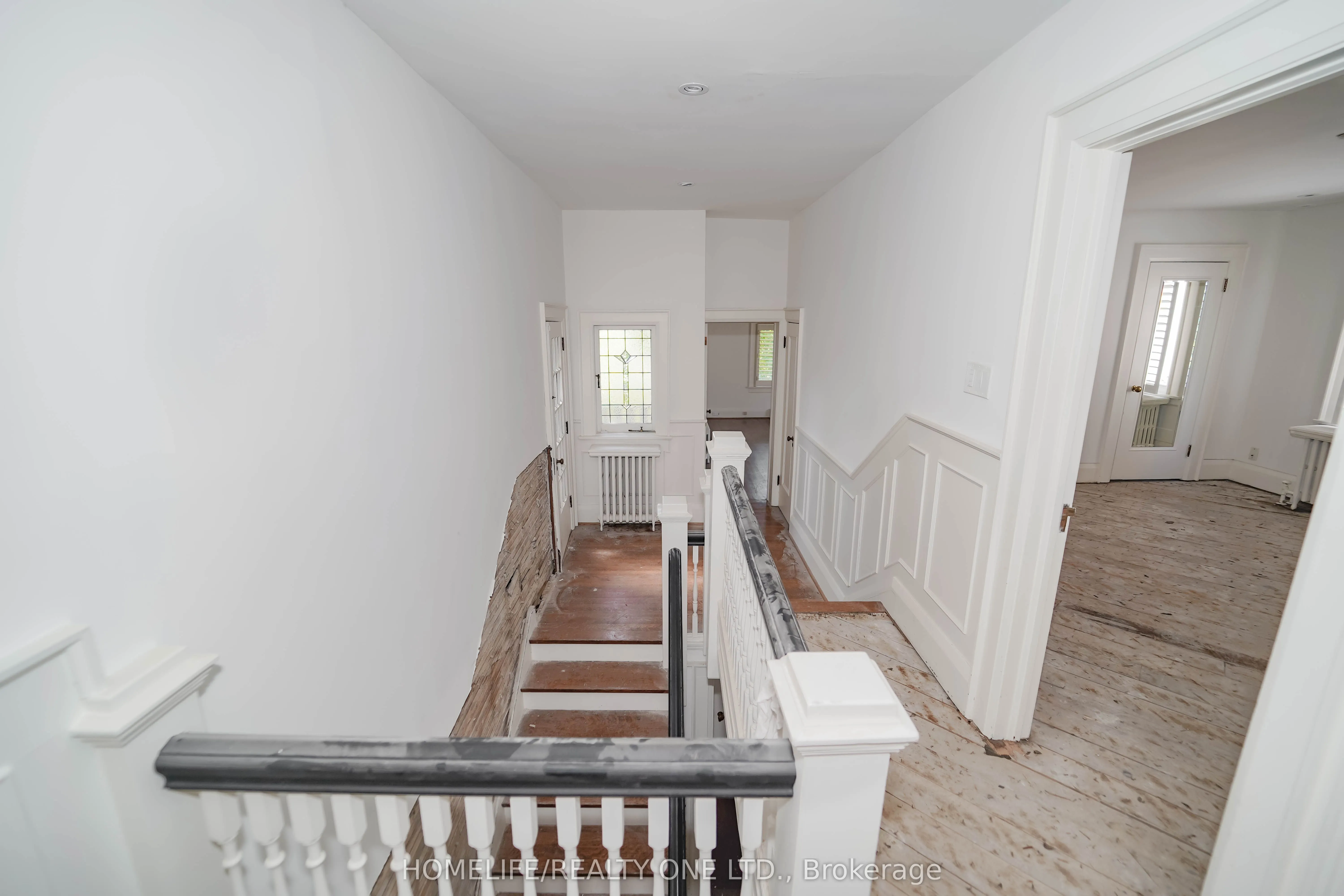 251 Lytton Boulevard
