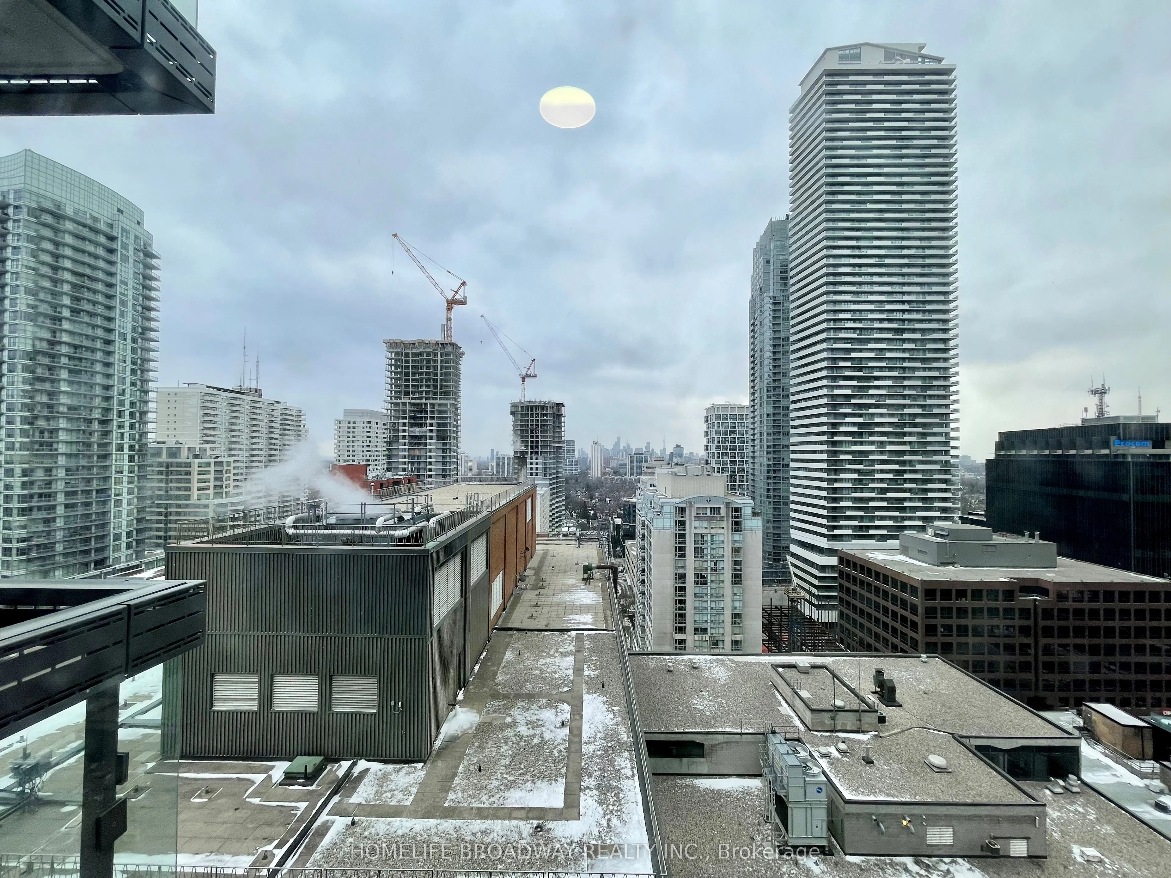 39 Roehampton Avenue, #1504