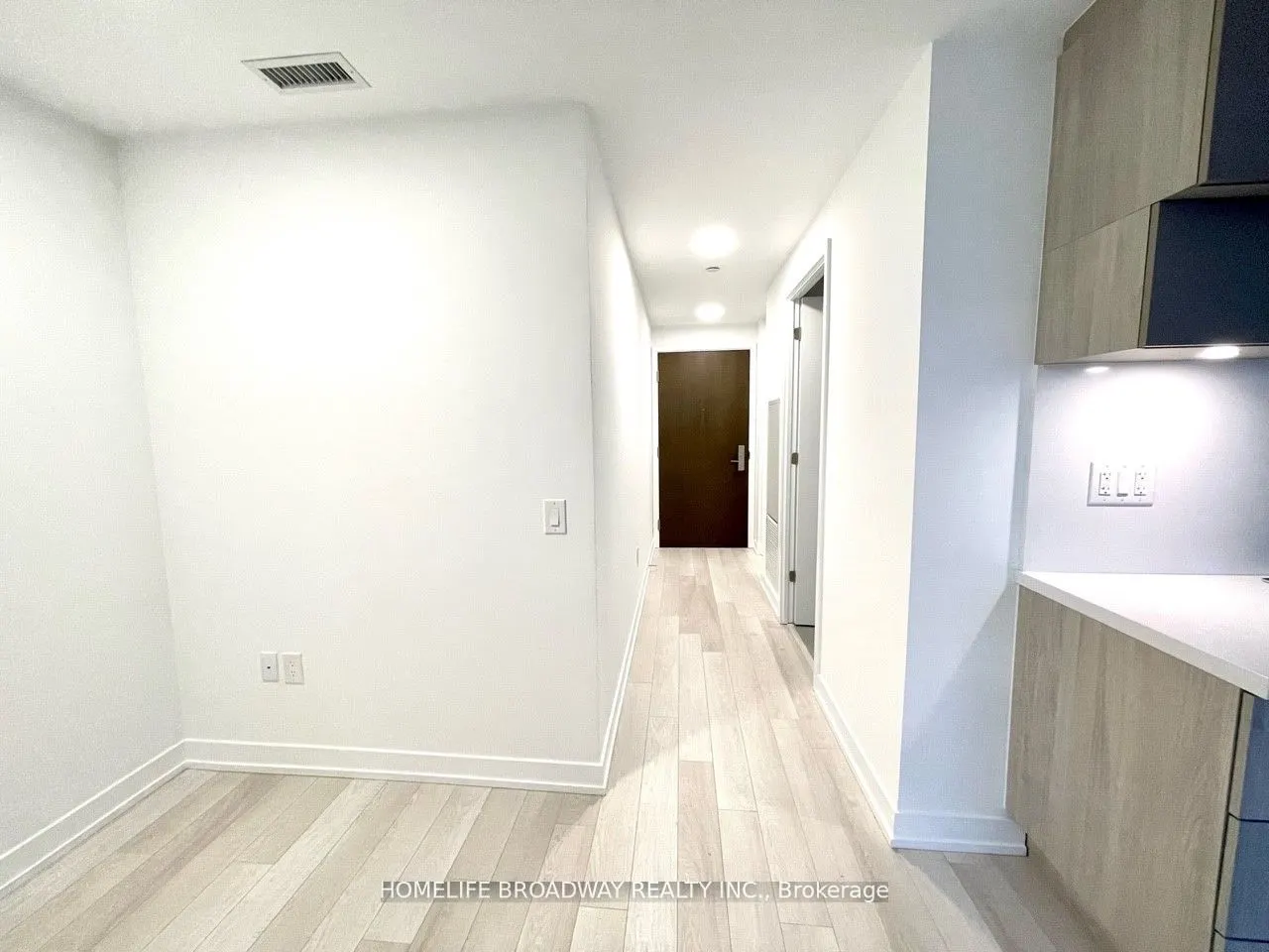39 Roehampton Avenue, #1504
