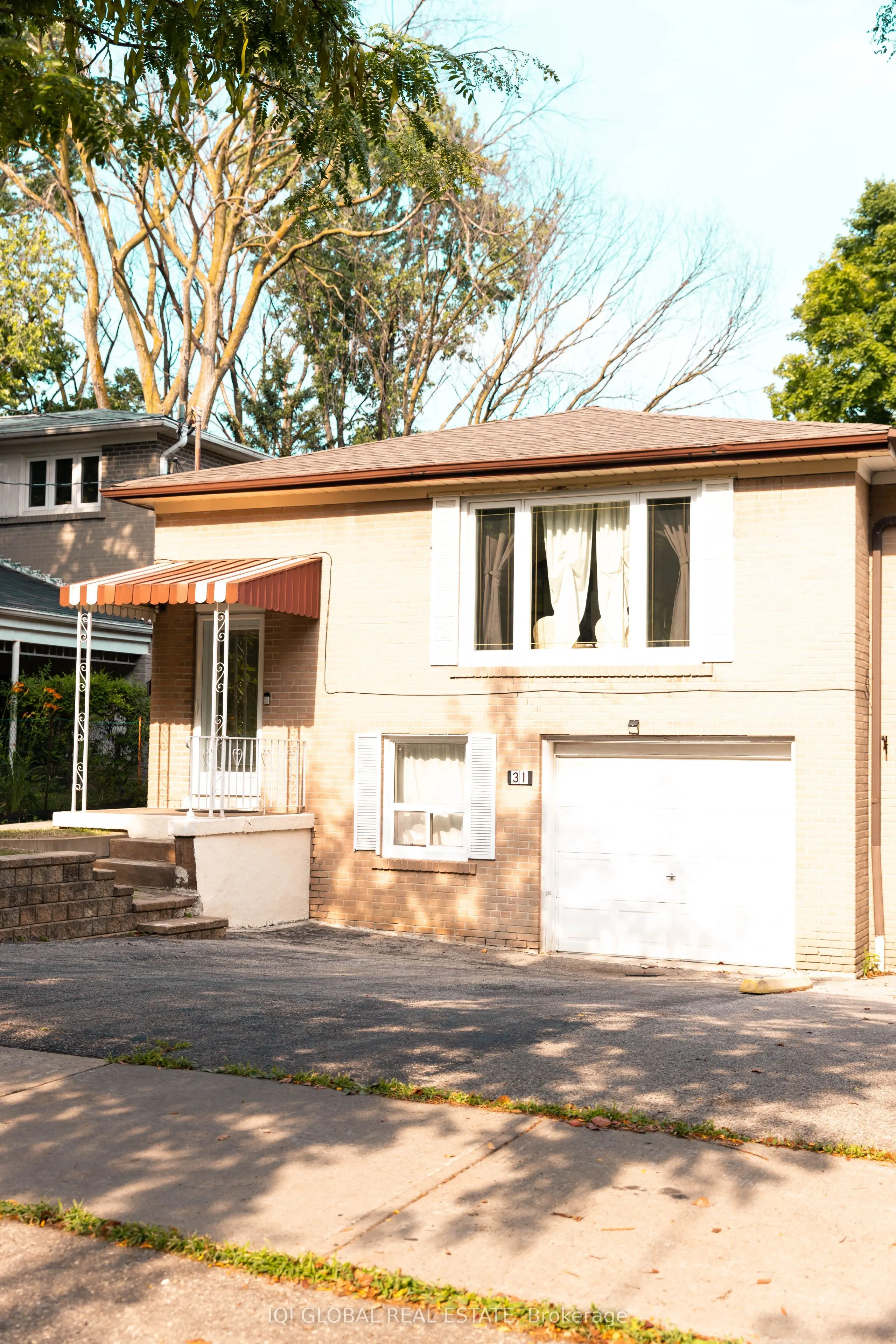 31 REGATTA CRES Crescent E