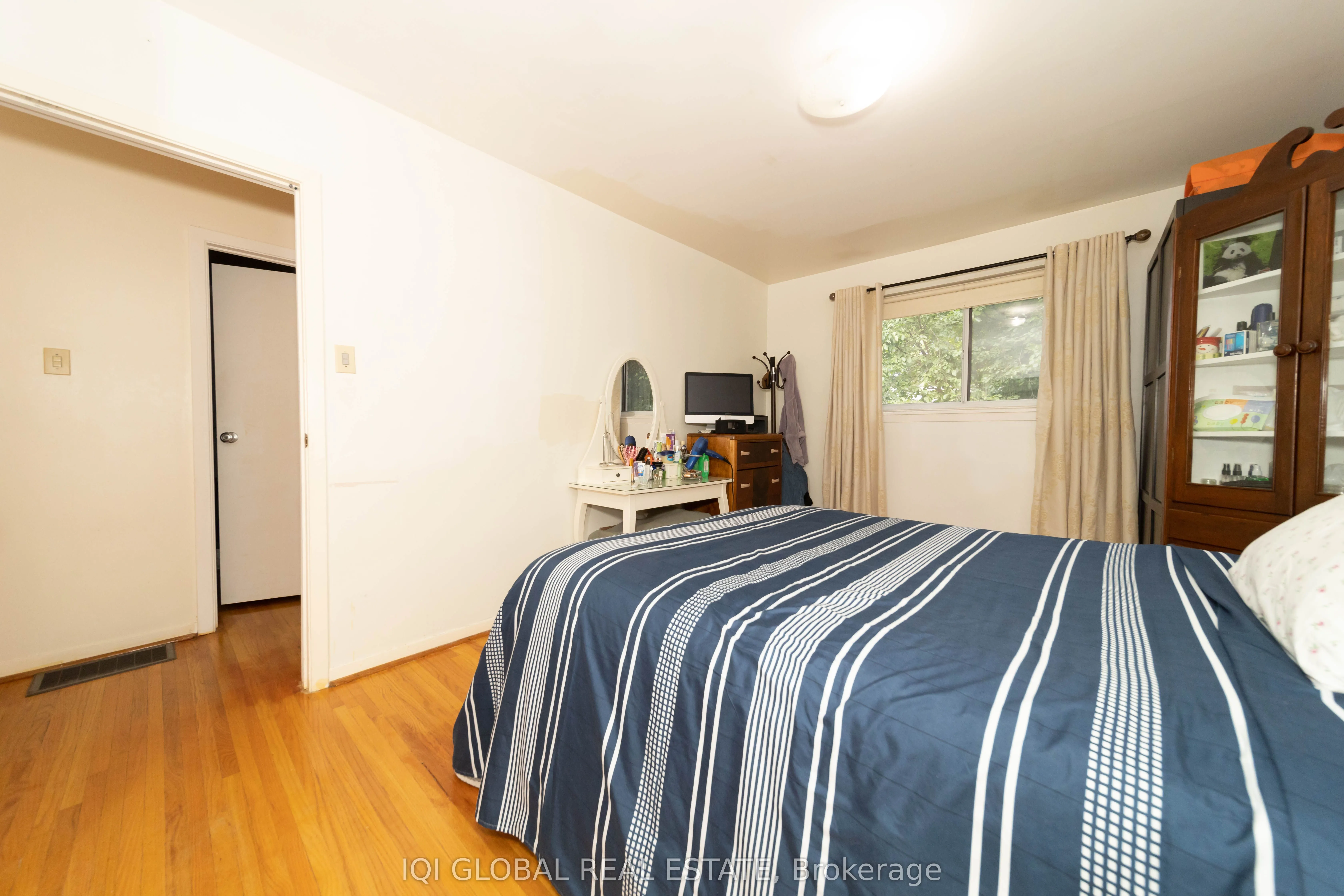 31 REGATTA CRES Crescent E