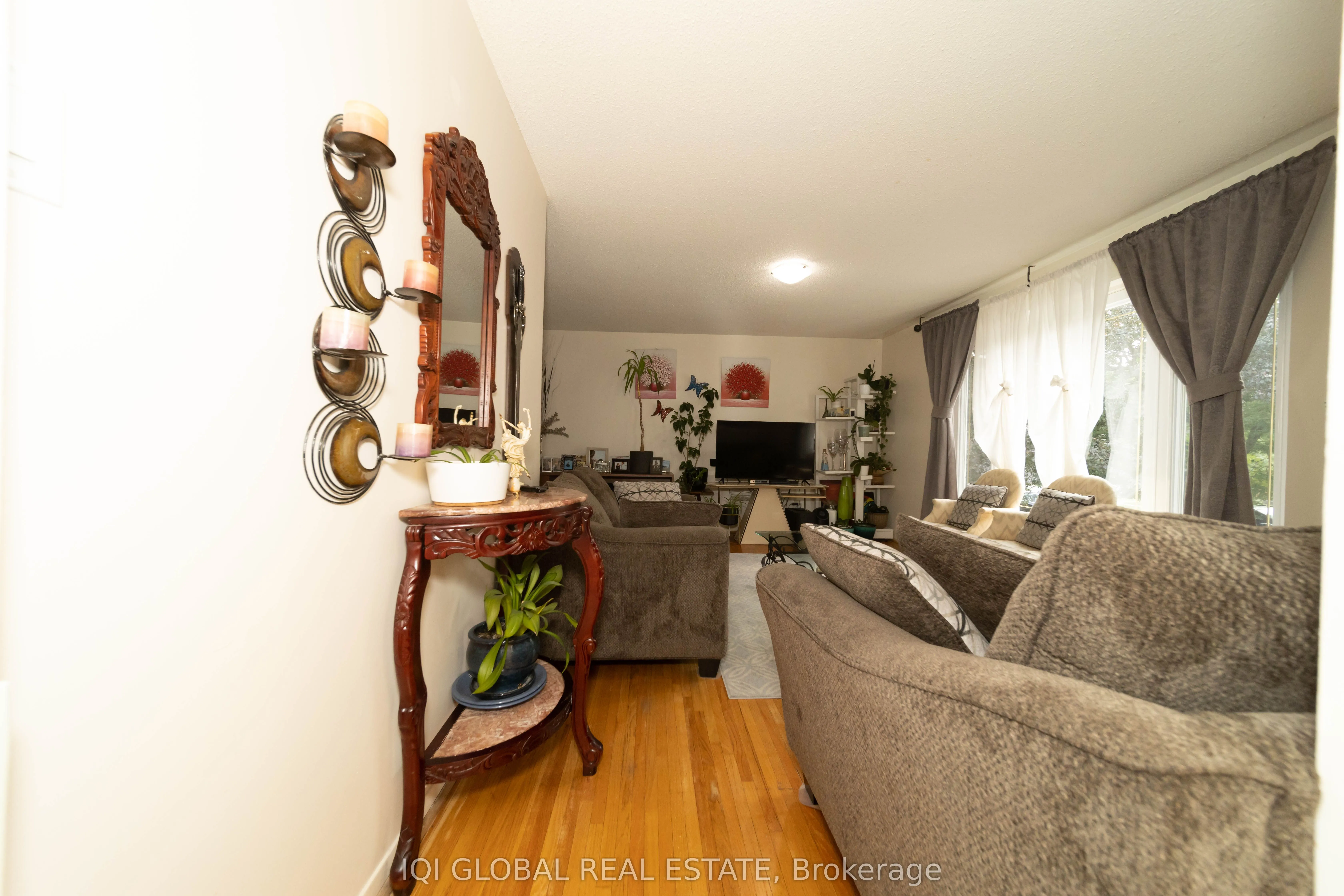 31 REGATTA CRES Crescent E