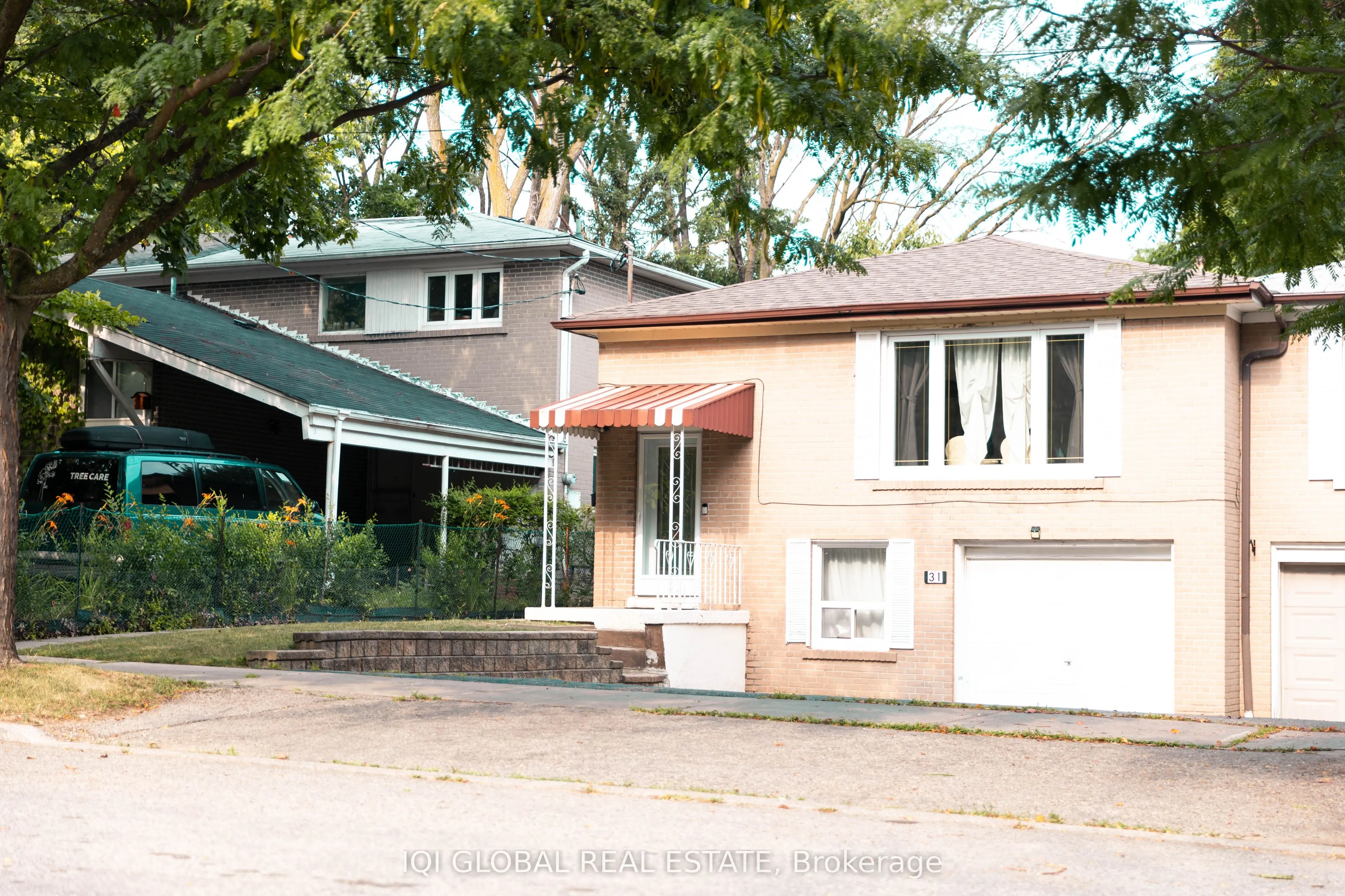 31 REGATTA CRES Crescent E