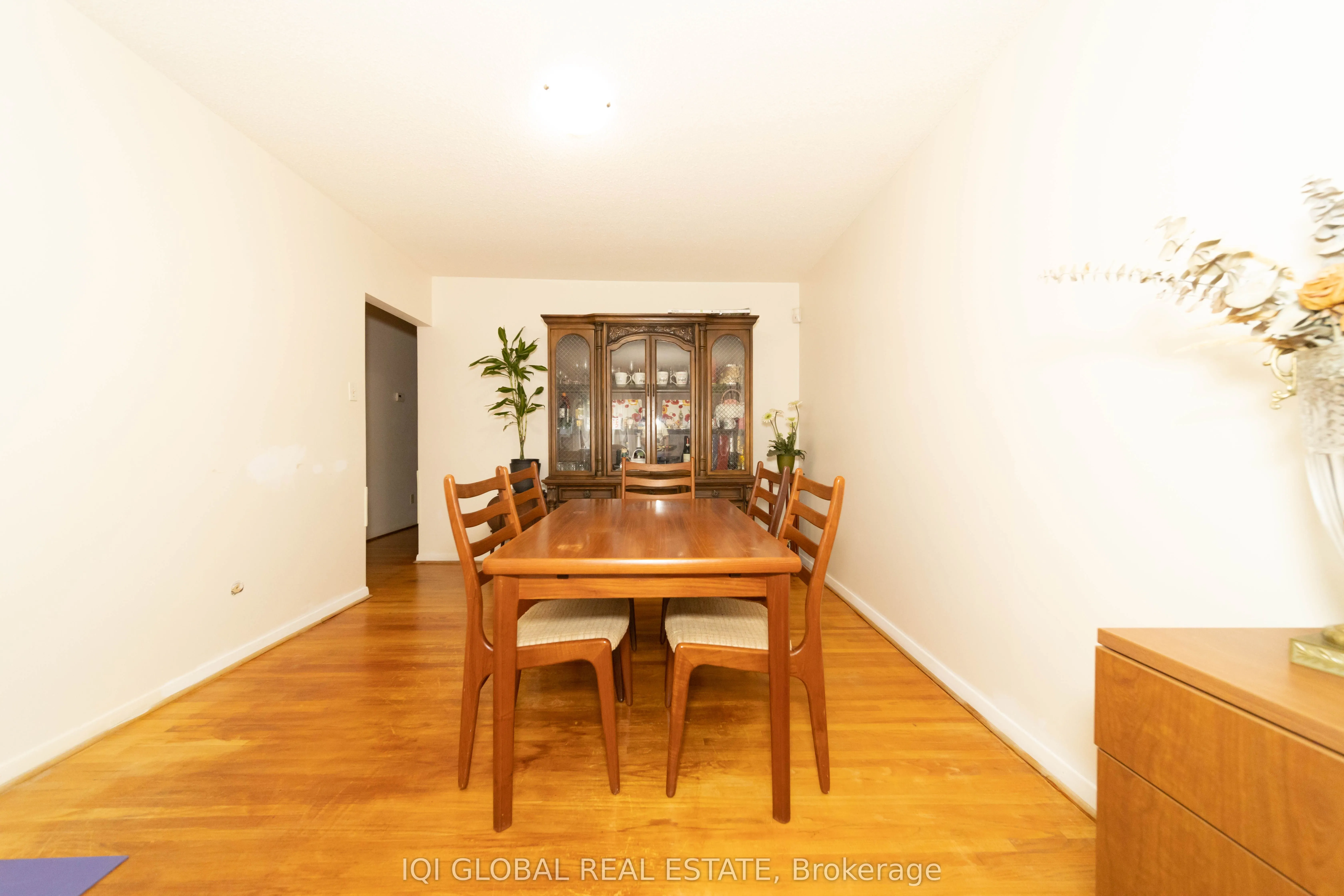 31 REGATTA CRES Crescent E