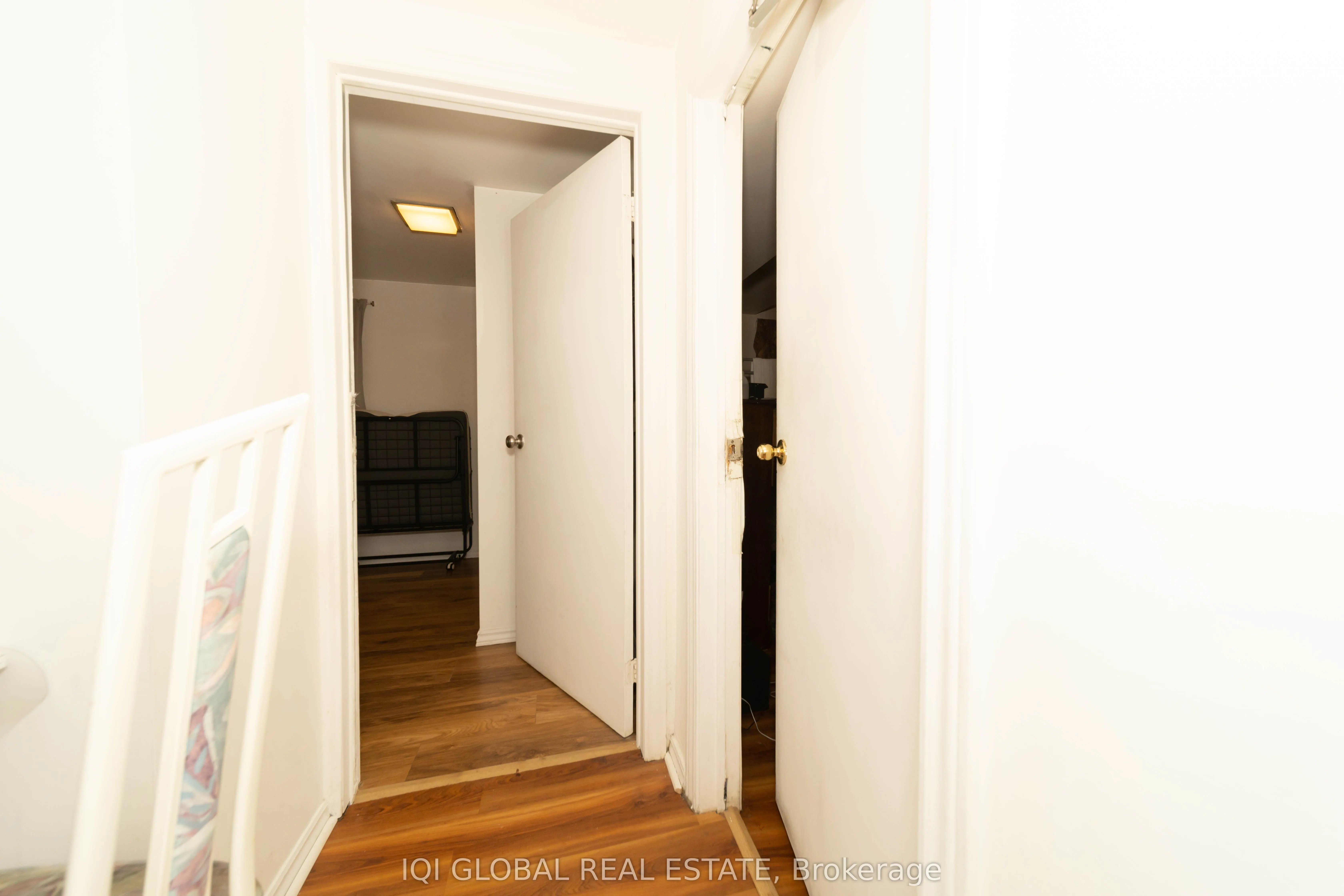 31 REGATTA CRES Crescent E