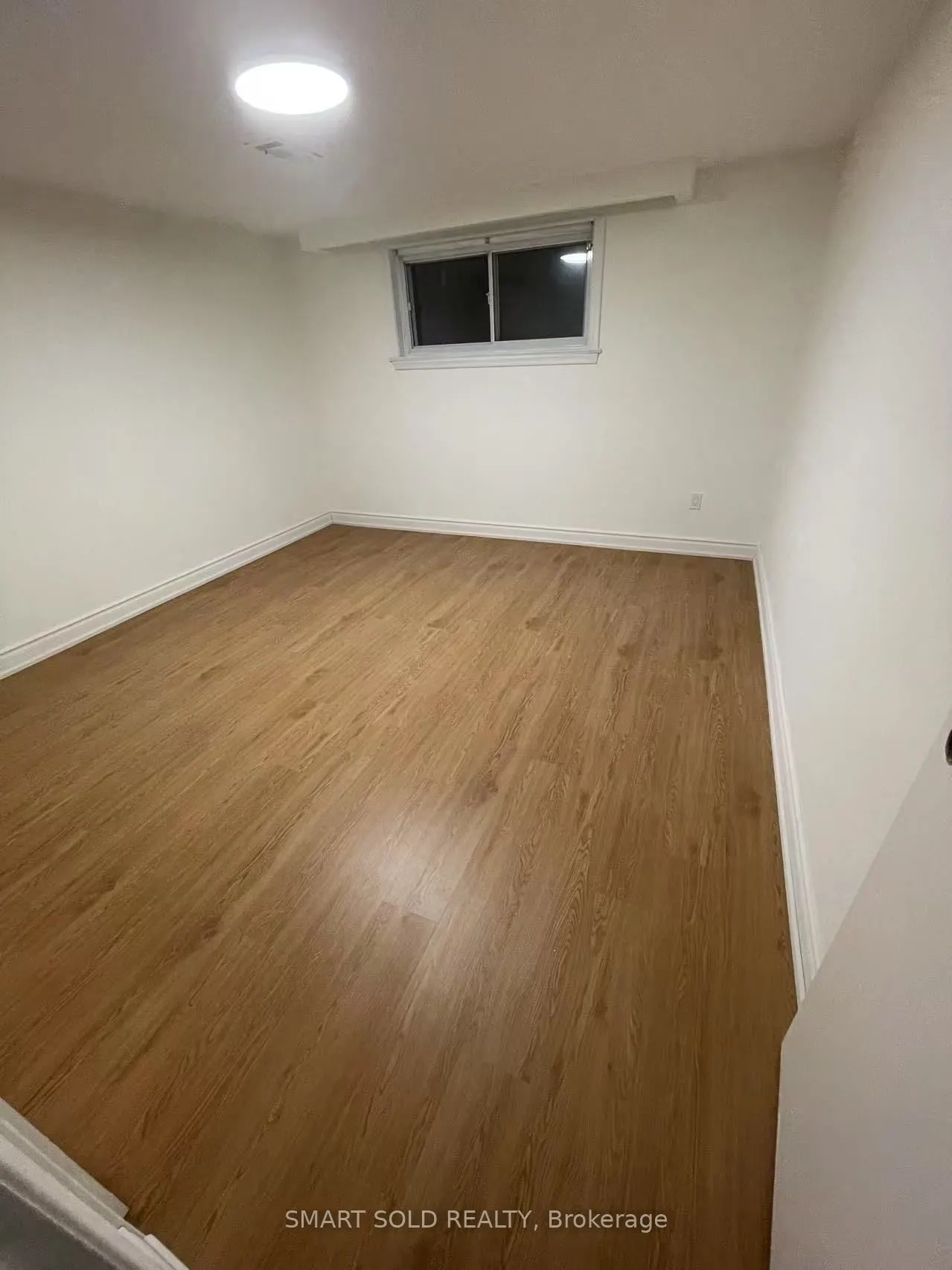 17 Brett Avenue, #BASEMENT