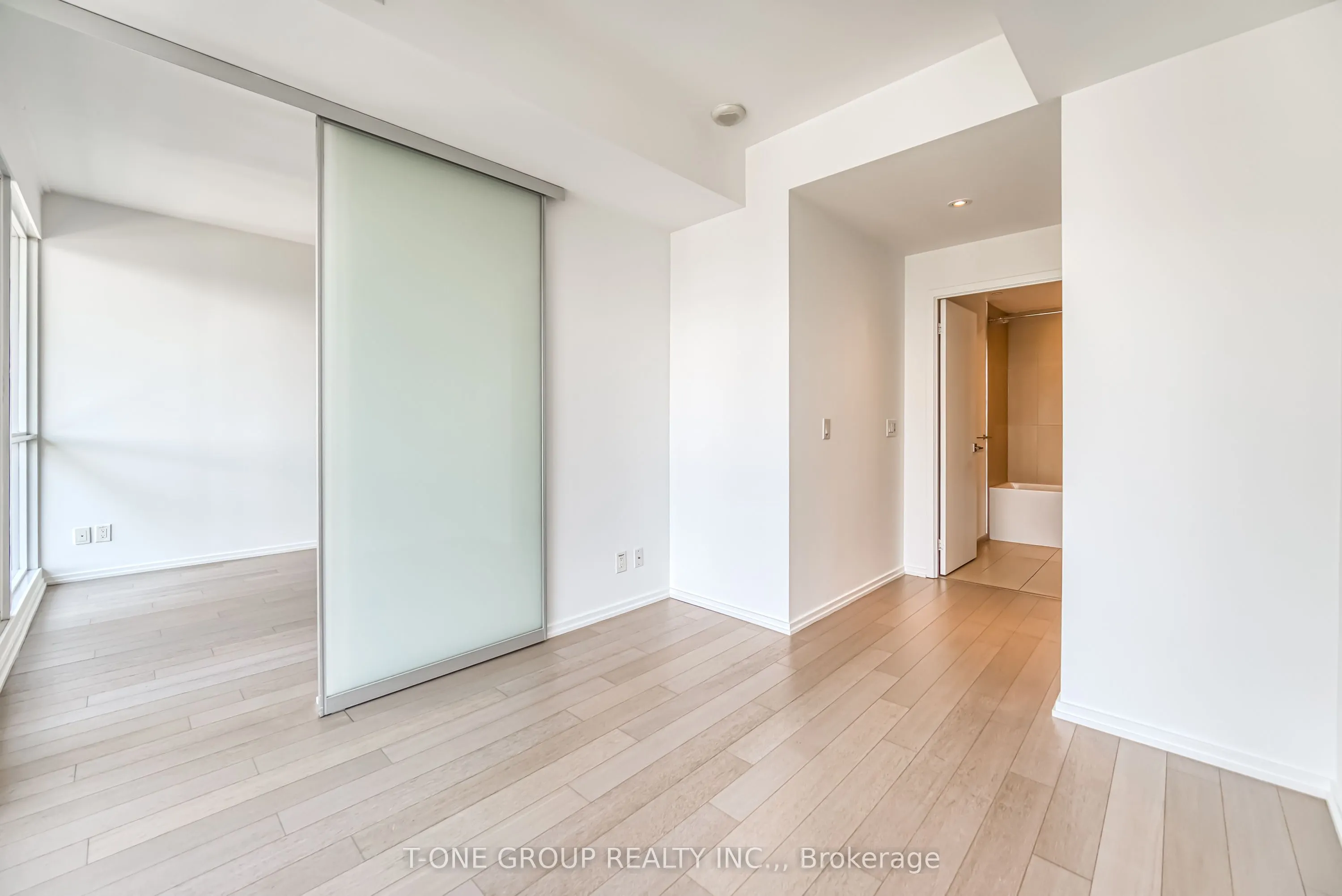 70 Temperance Street, #2501
