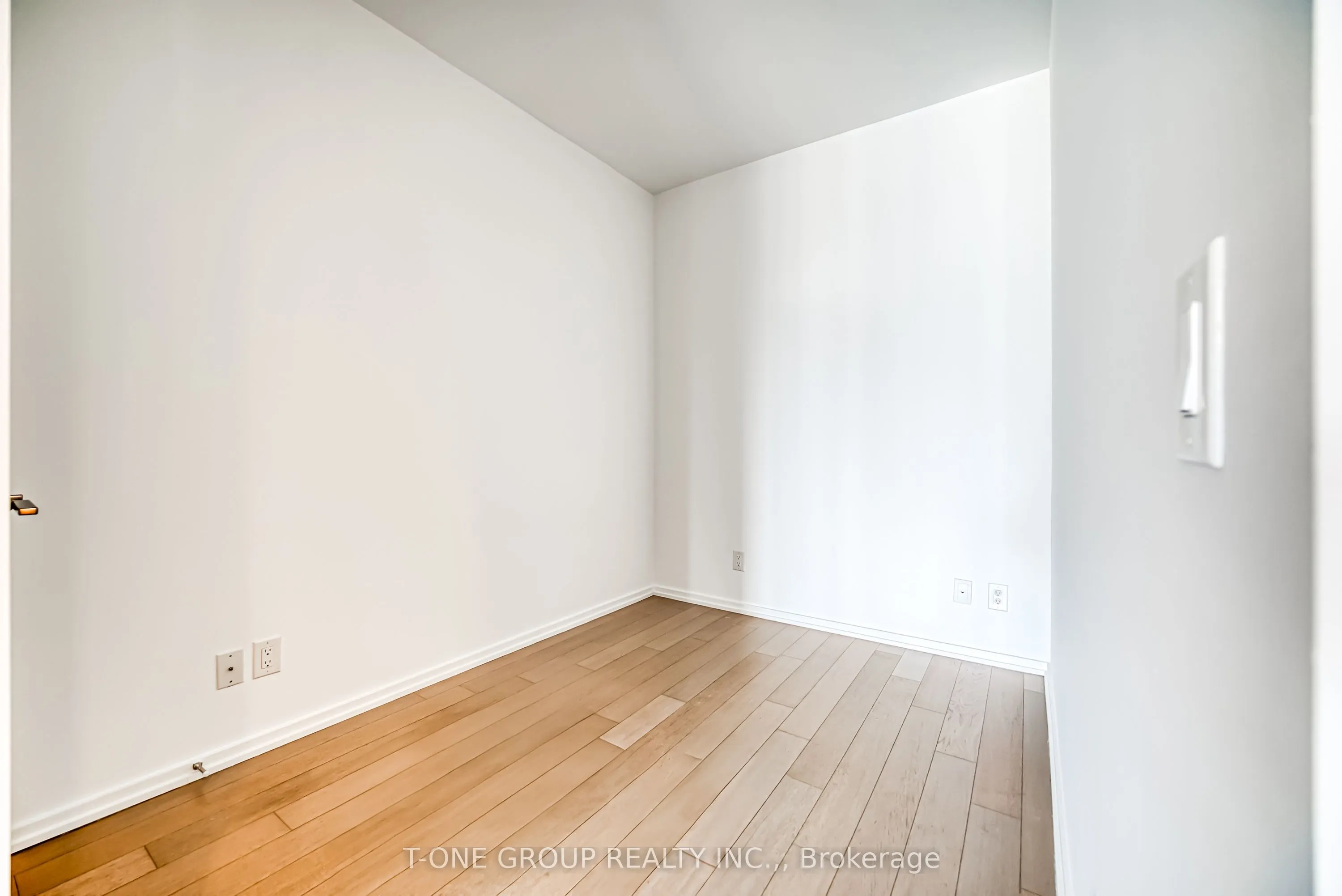 70 Temperance Street, #2501