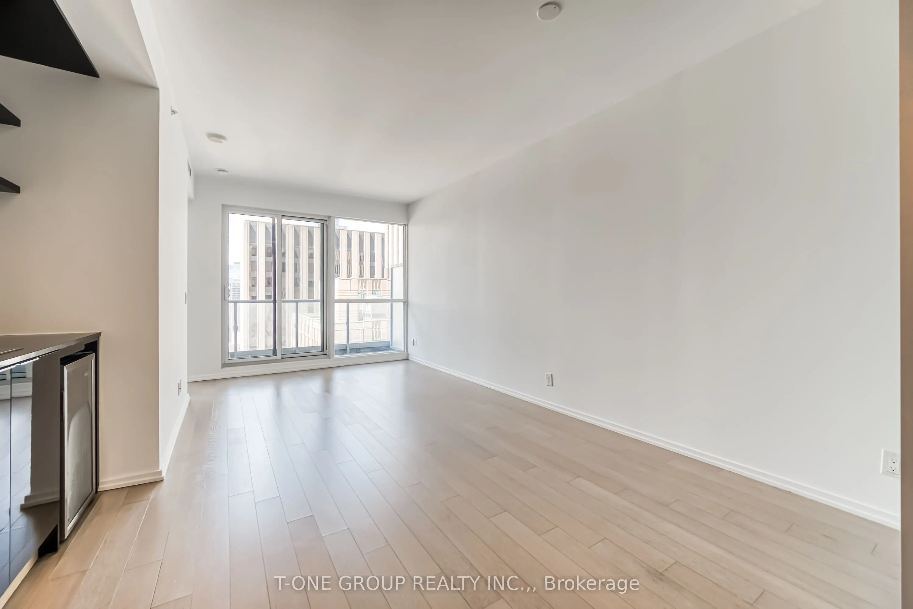 70 Temperance Street, #2501