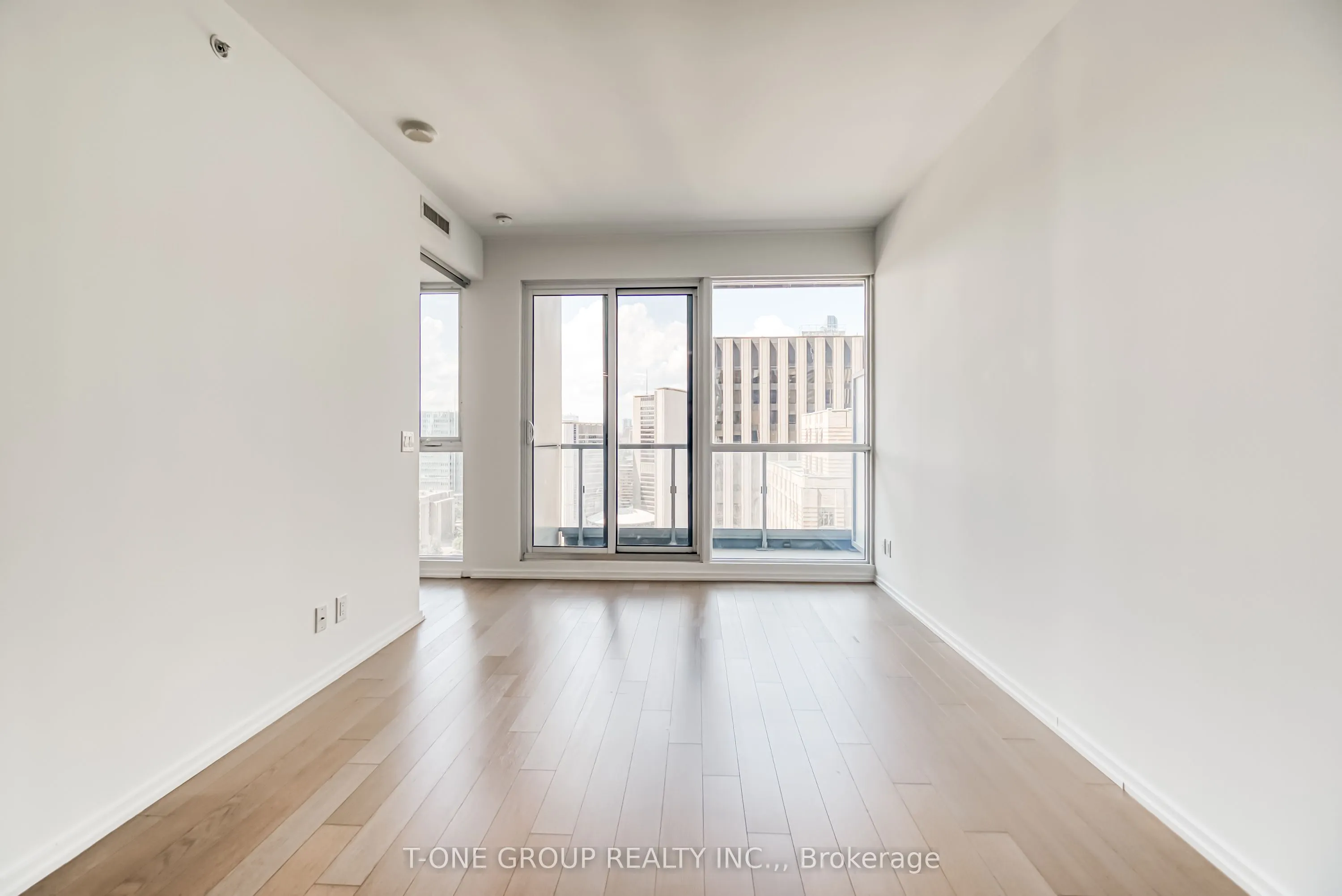 70 Temperance Street, #2501