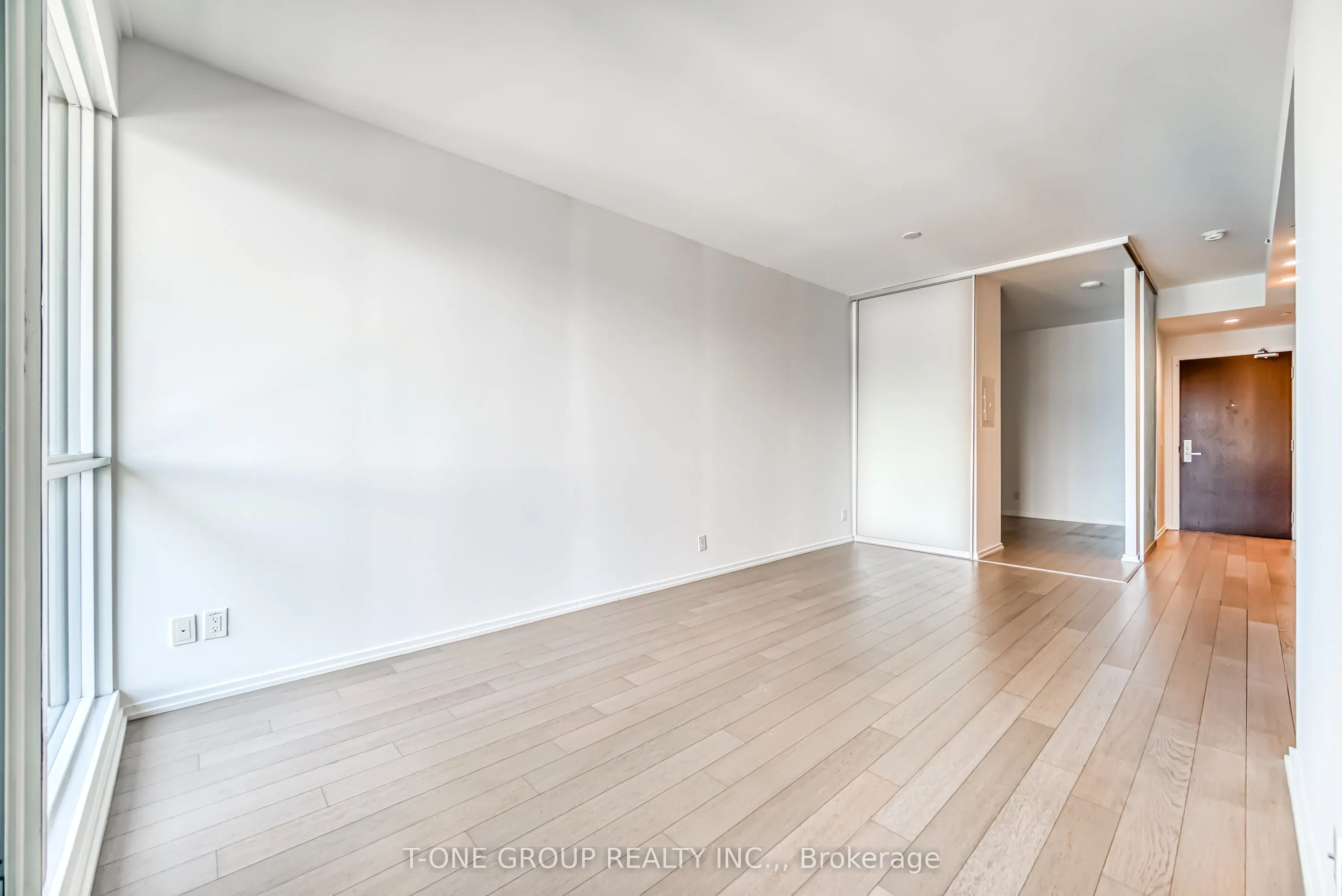70 Temperance Street, #2501