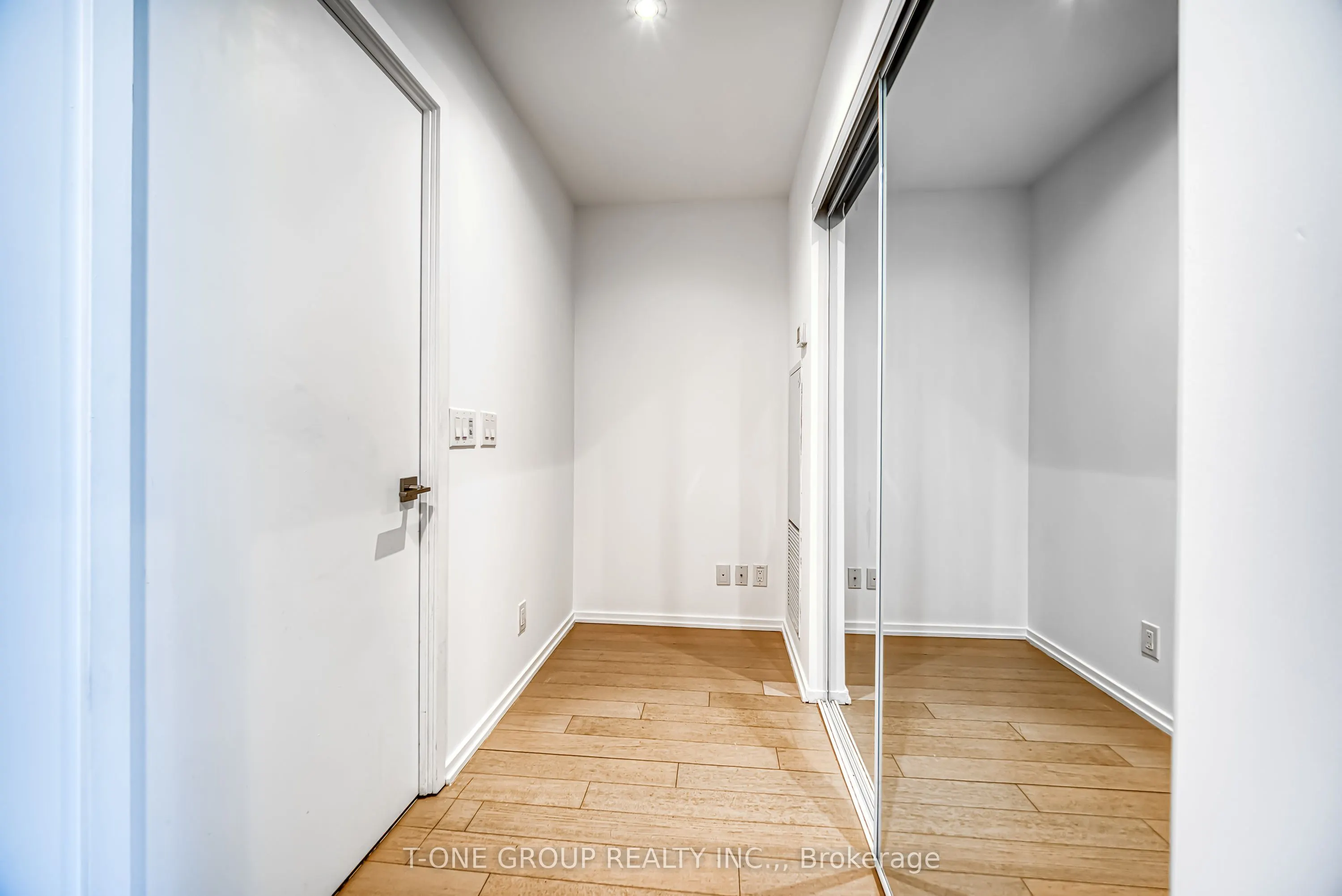 70 Temperance Street, #2501