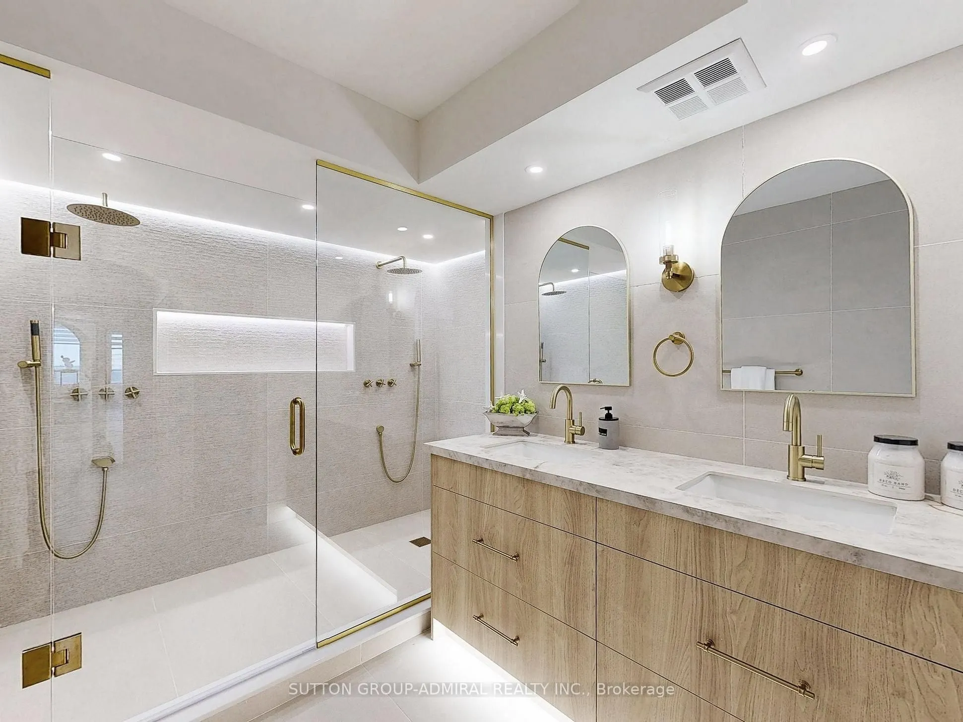 10 Torresdale Avenue, #1204