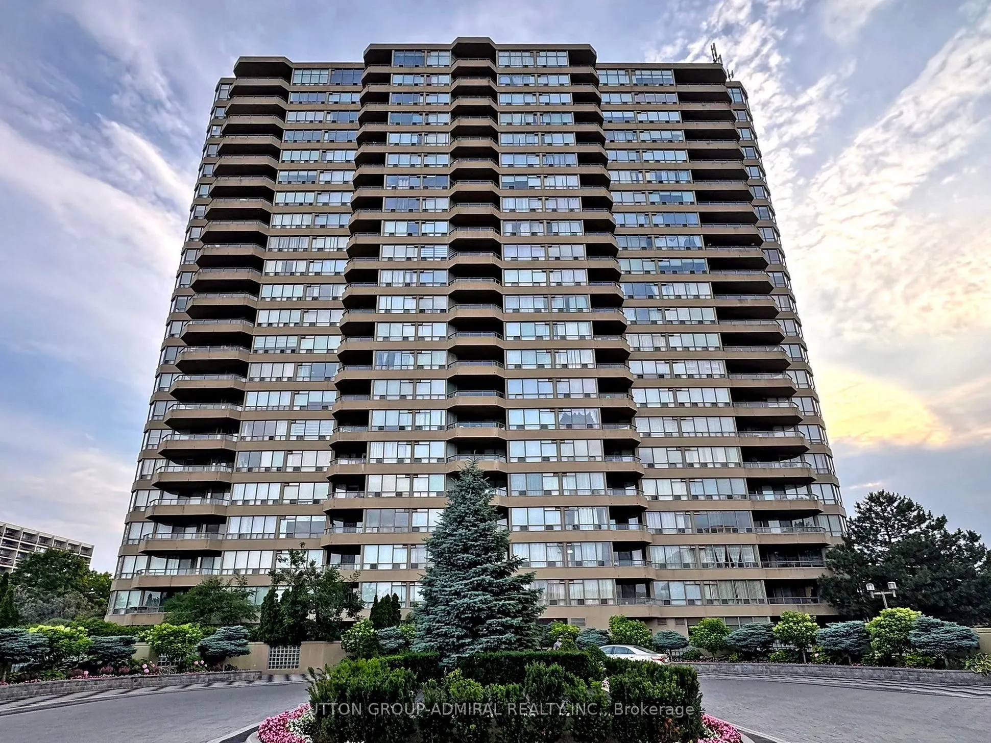 10 Torresdale Avenue, #1204