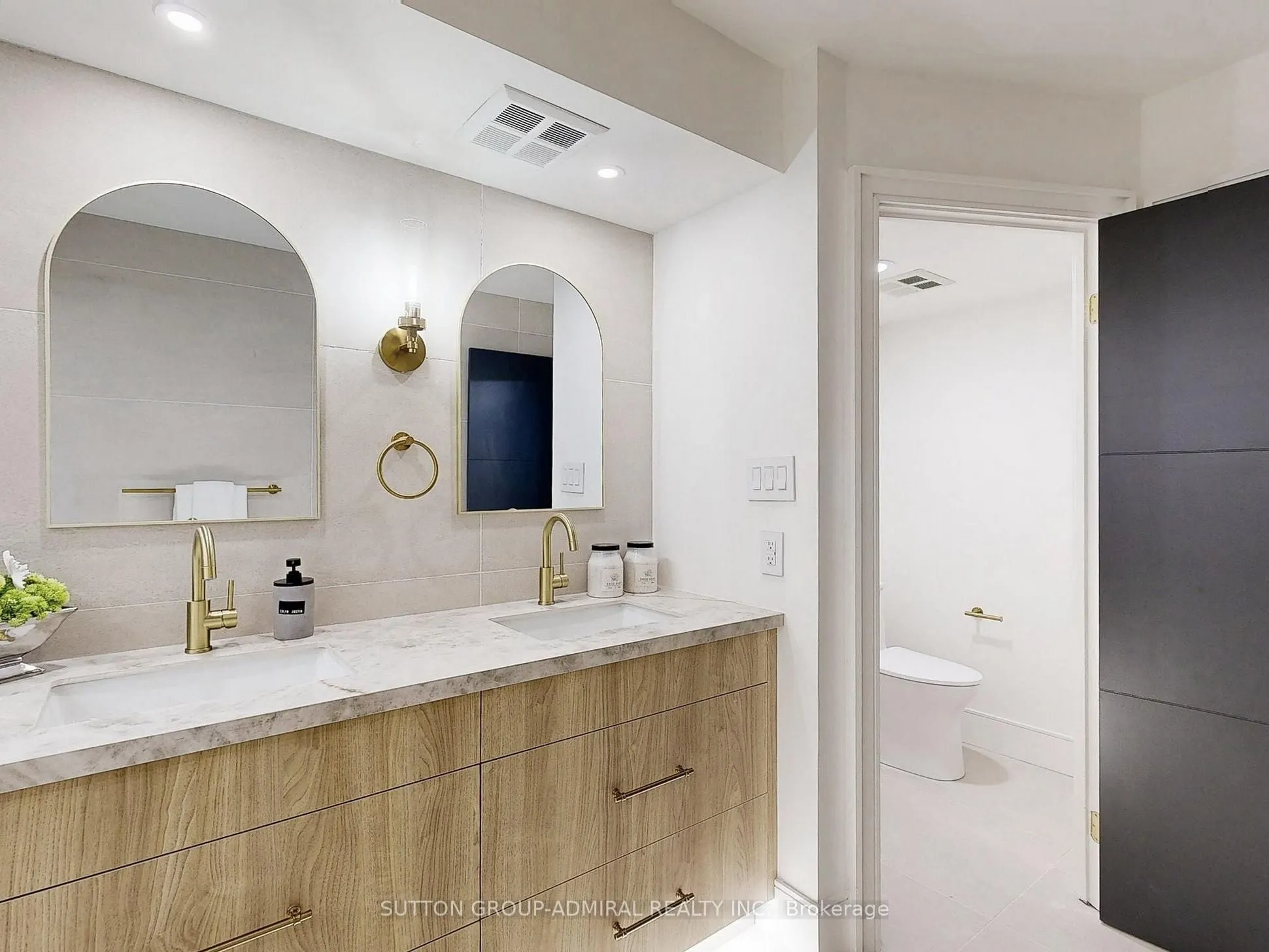 10 Torresdale Avenue, #1204
