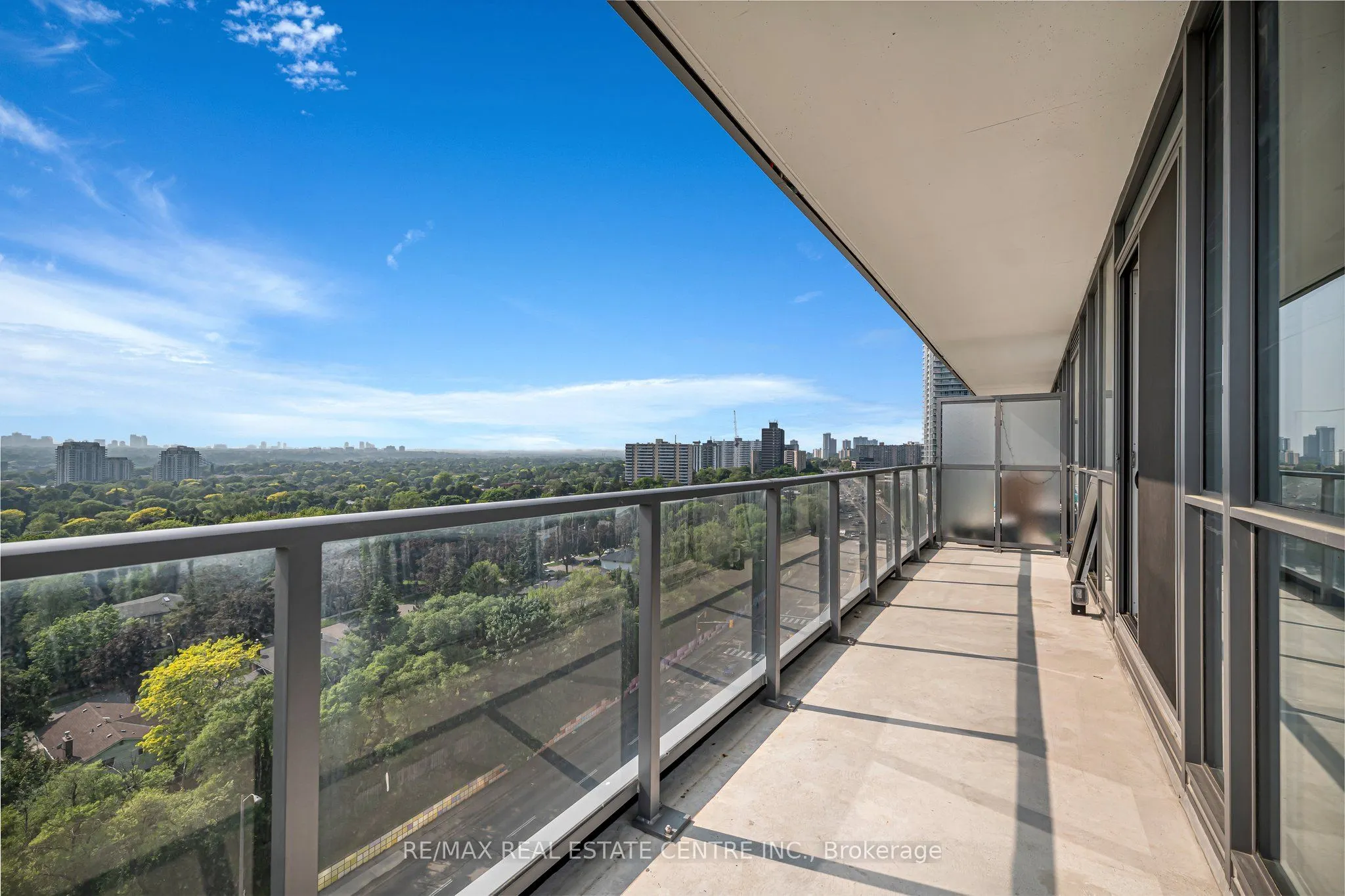 36 Forest Manor Road, #805