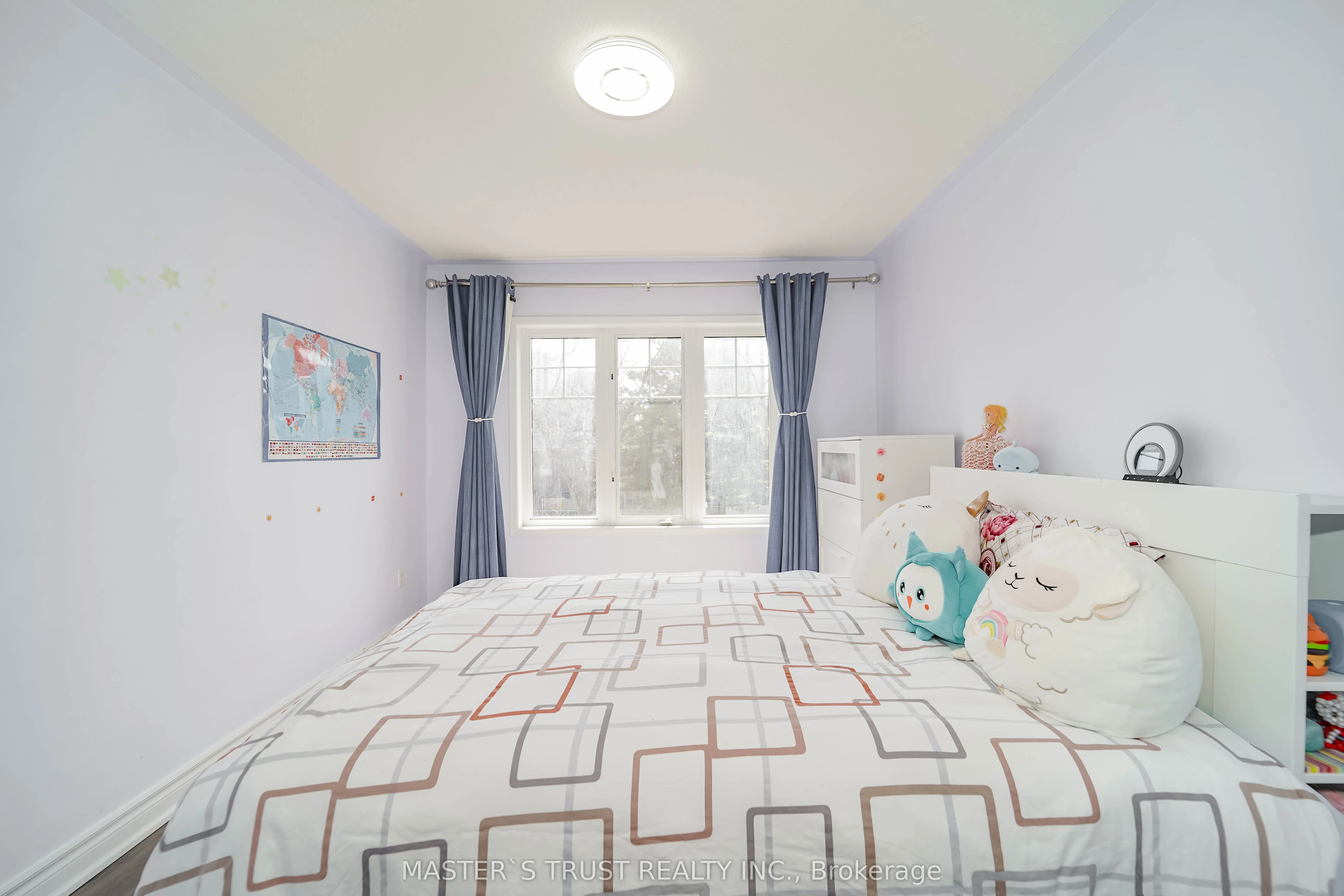 40 Rochefort Drive