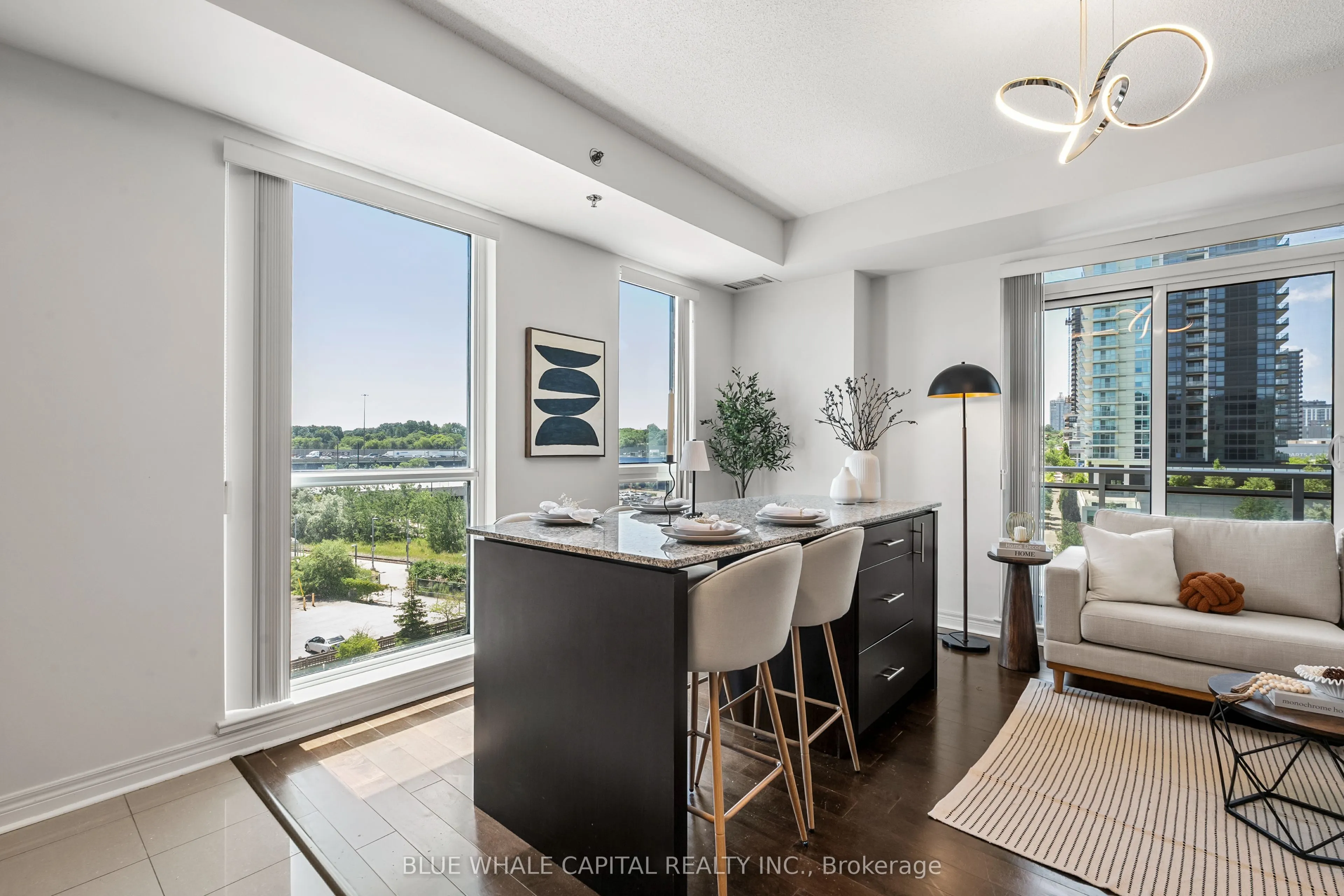 2756 Old Leslie Street, #520