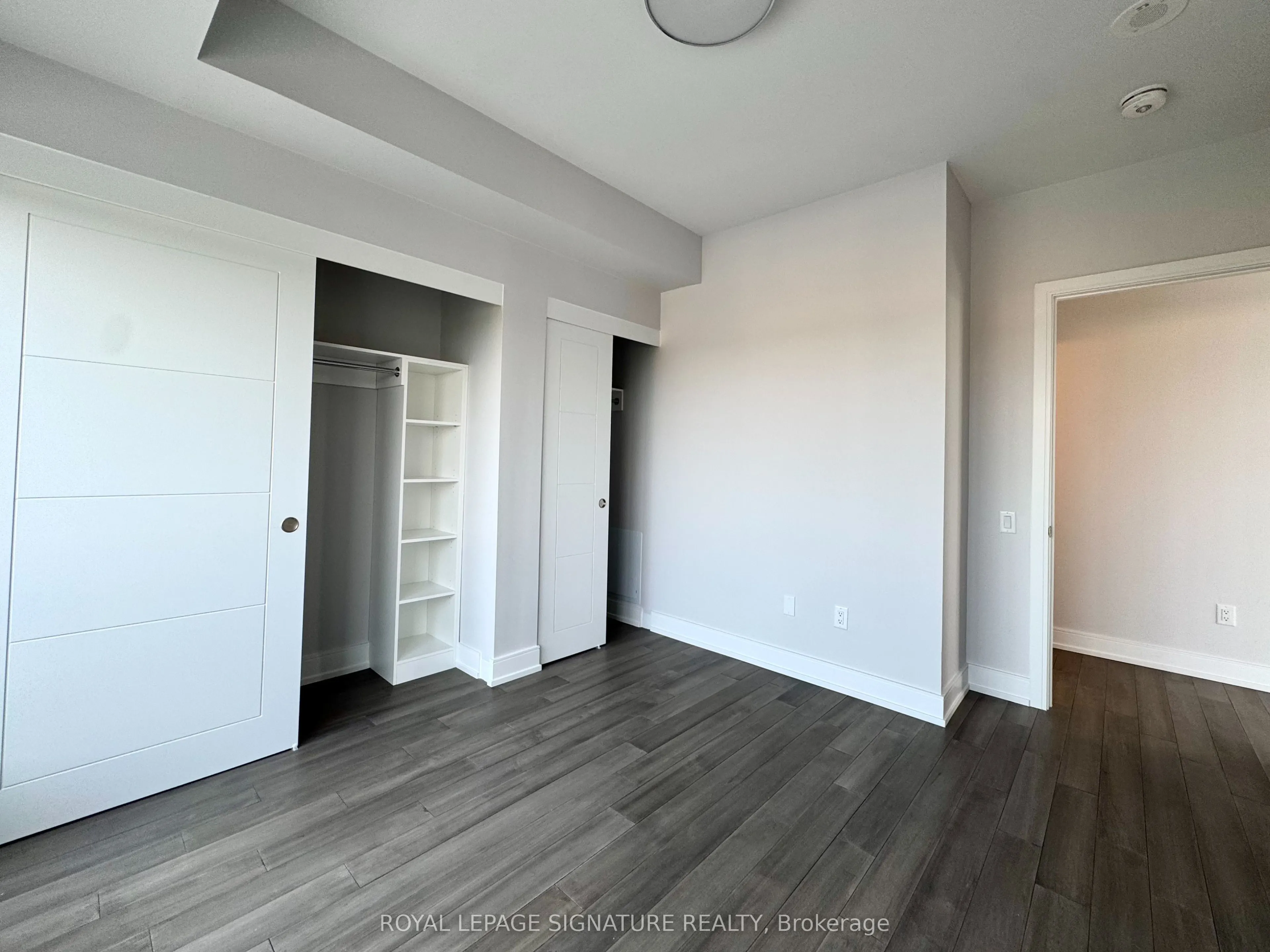 2525 Bathurst Street, #909