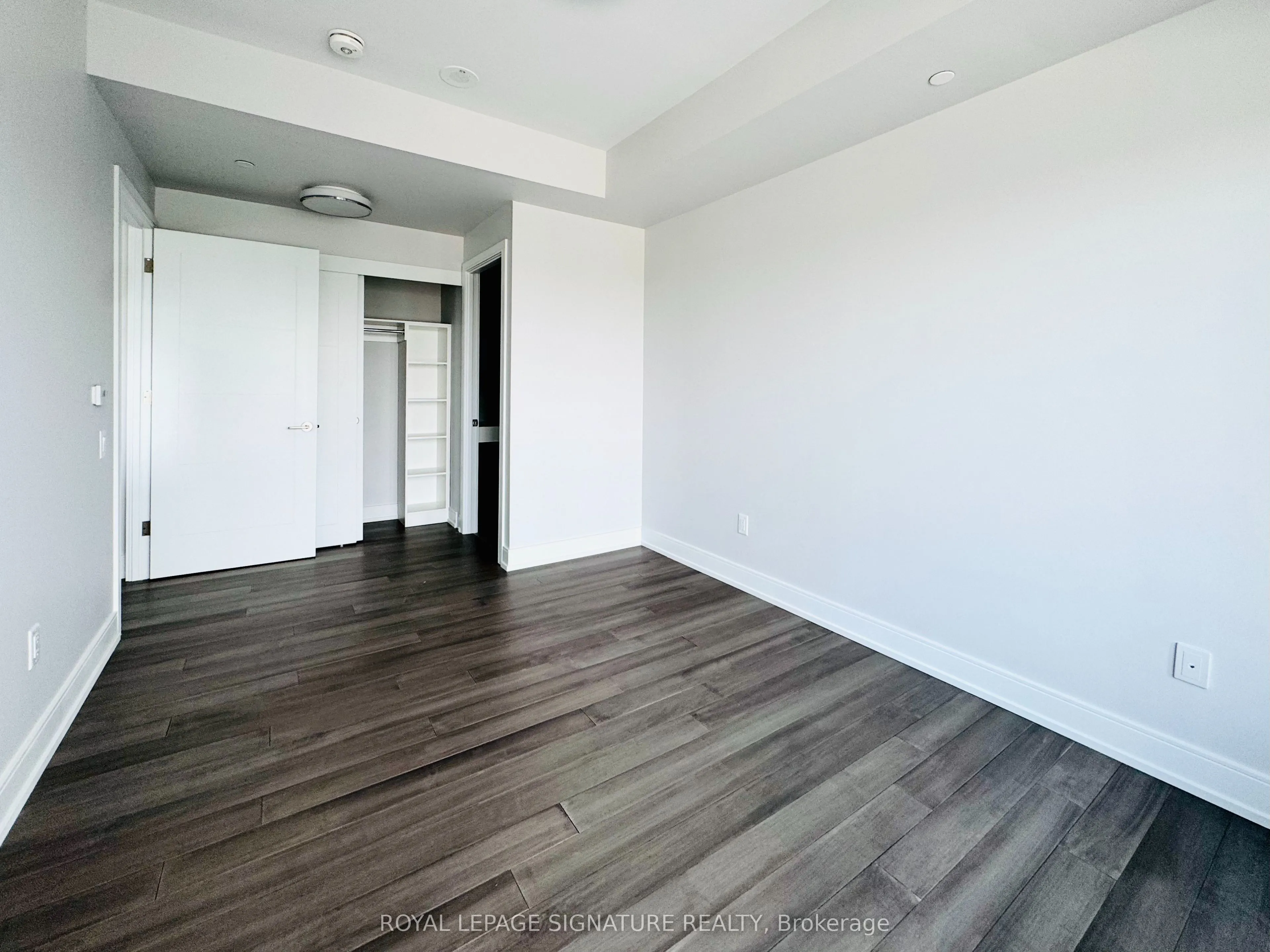 2525 Bathurst Street, #909