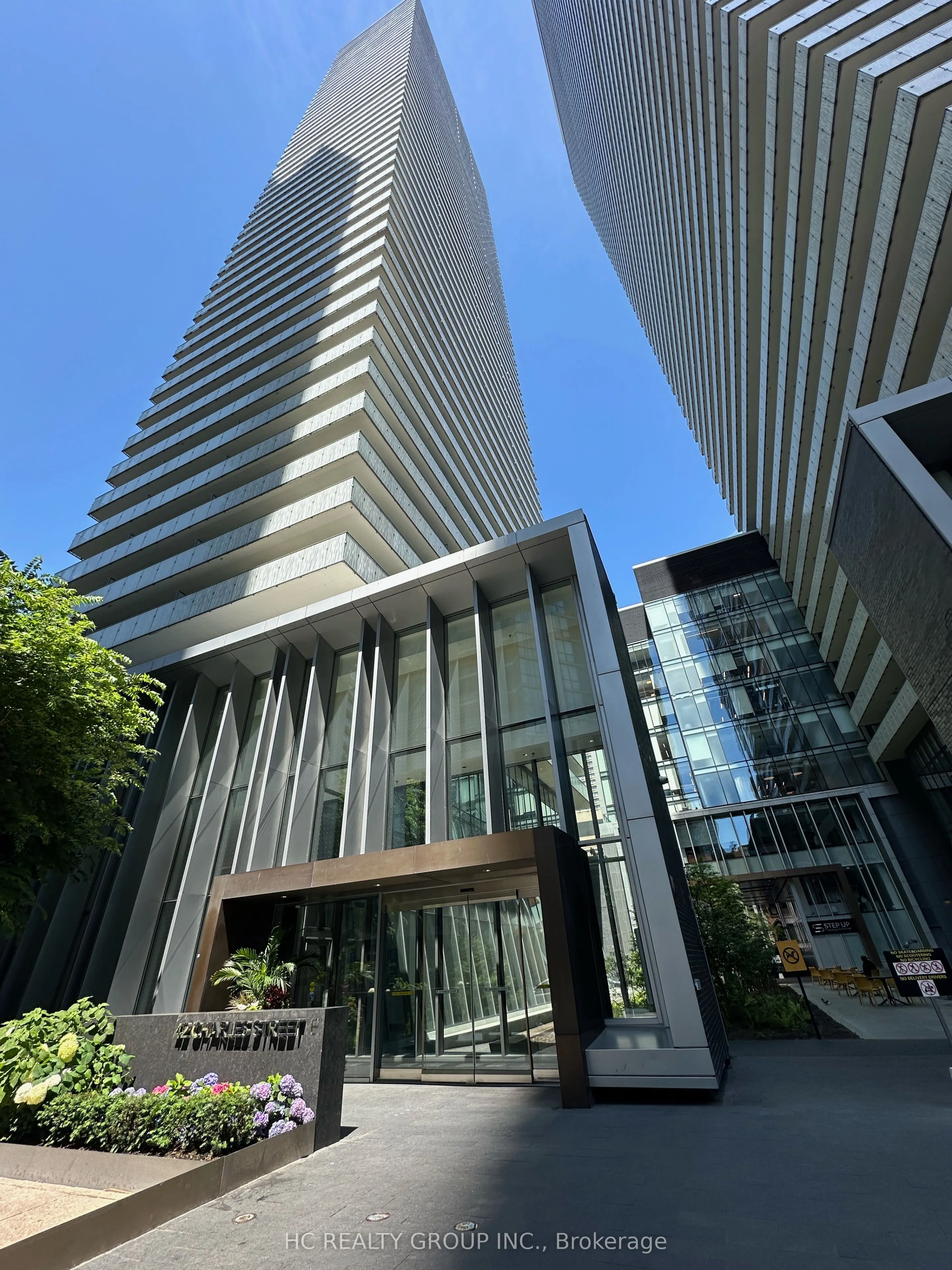 42 Charles Street E, #505