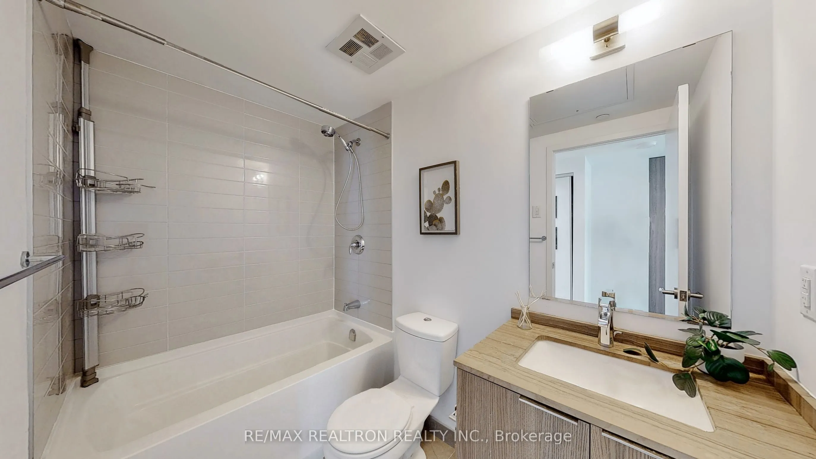 11 Wellesley Street W, #811
