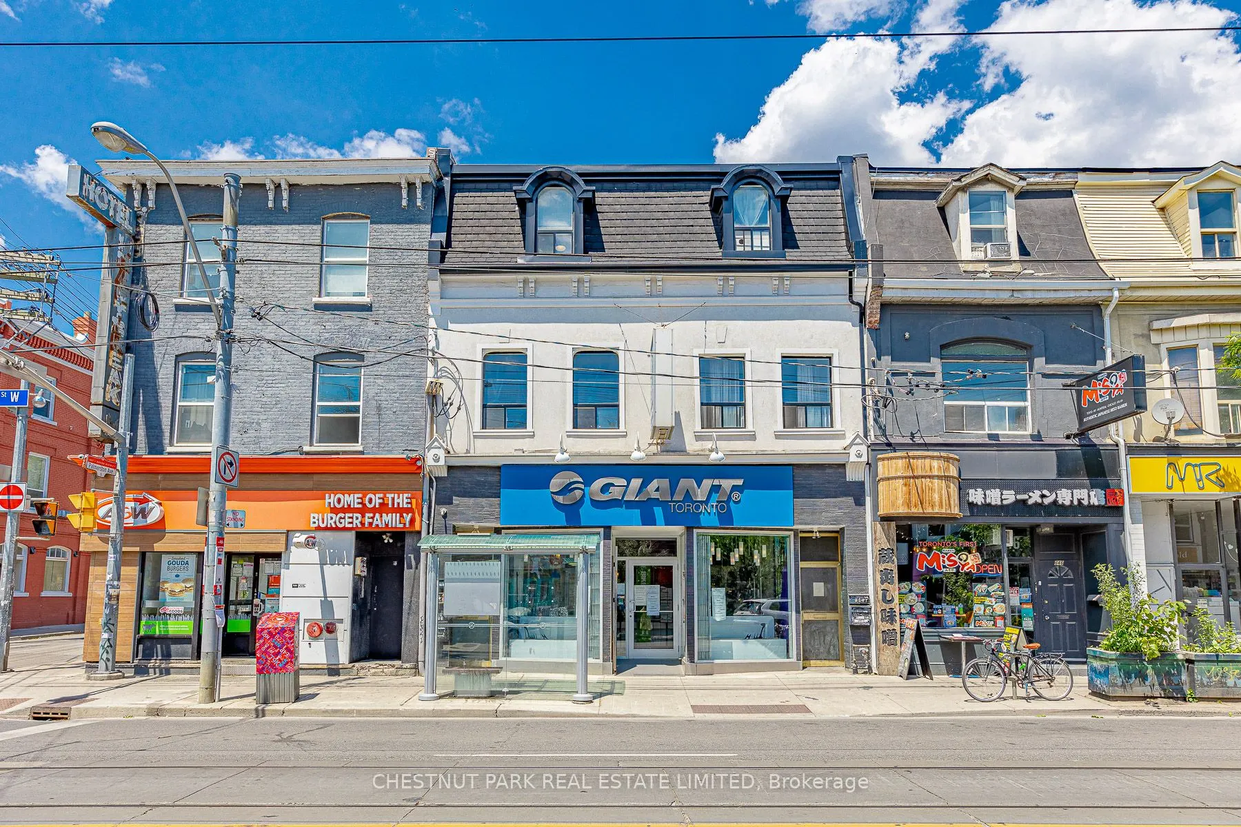 650A Queen Street W, ##2