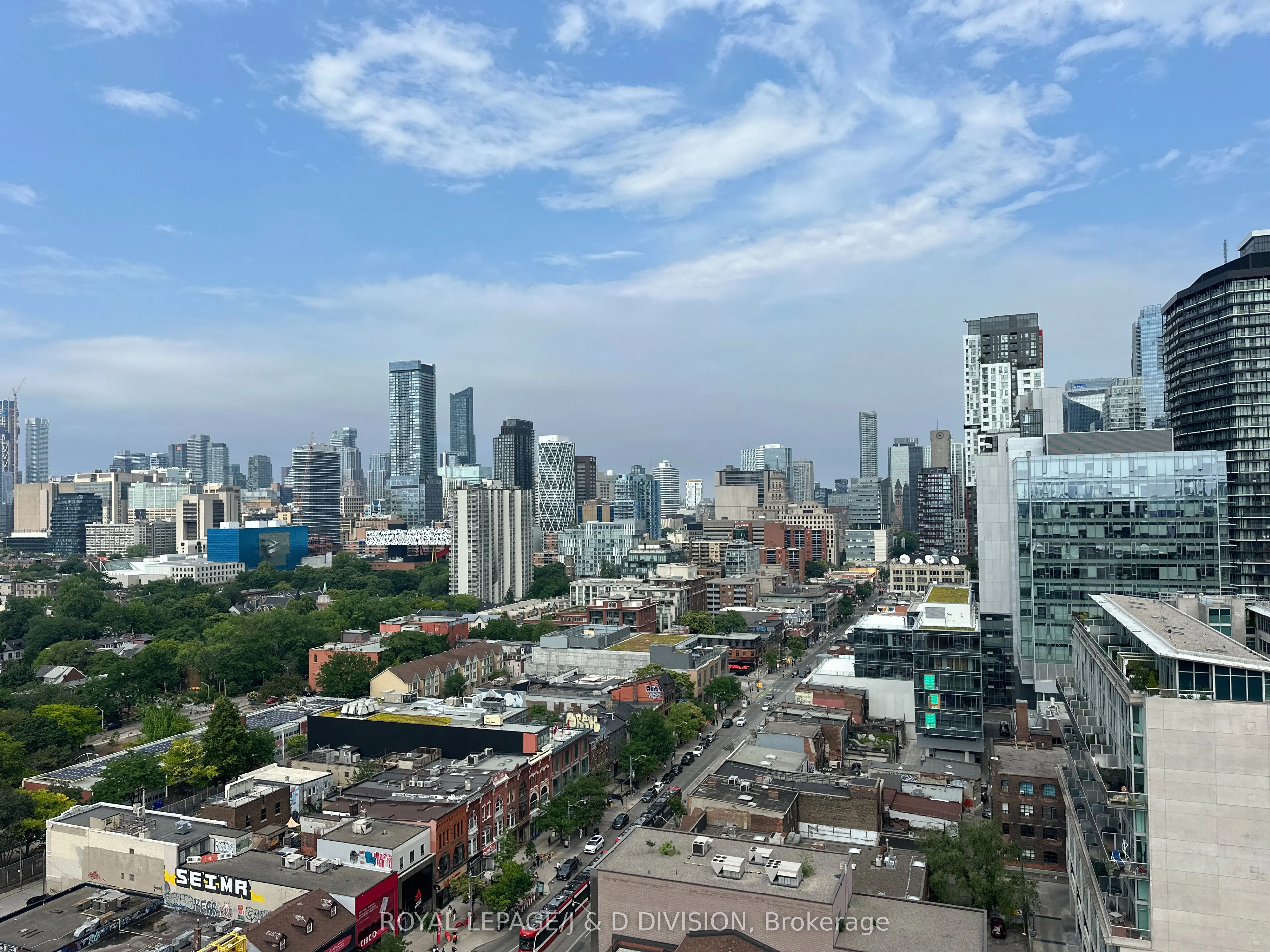 438 Richmond Street W, #610