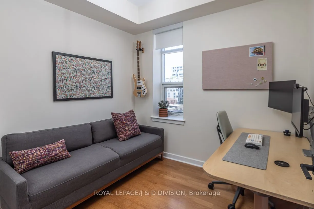 438 Richmond Street W, #610