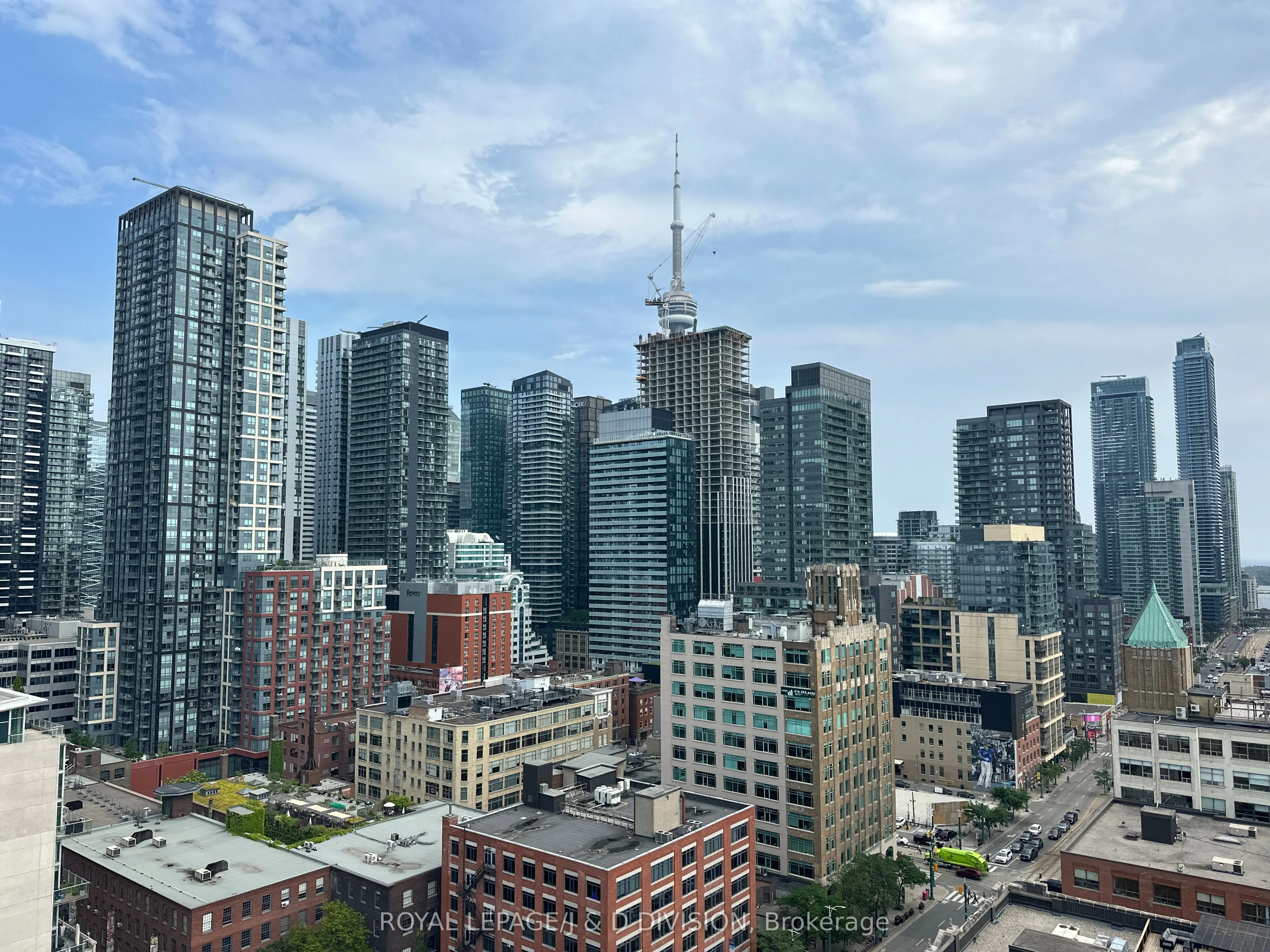 438 Richmond Street W, #610