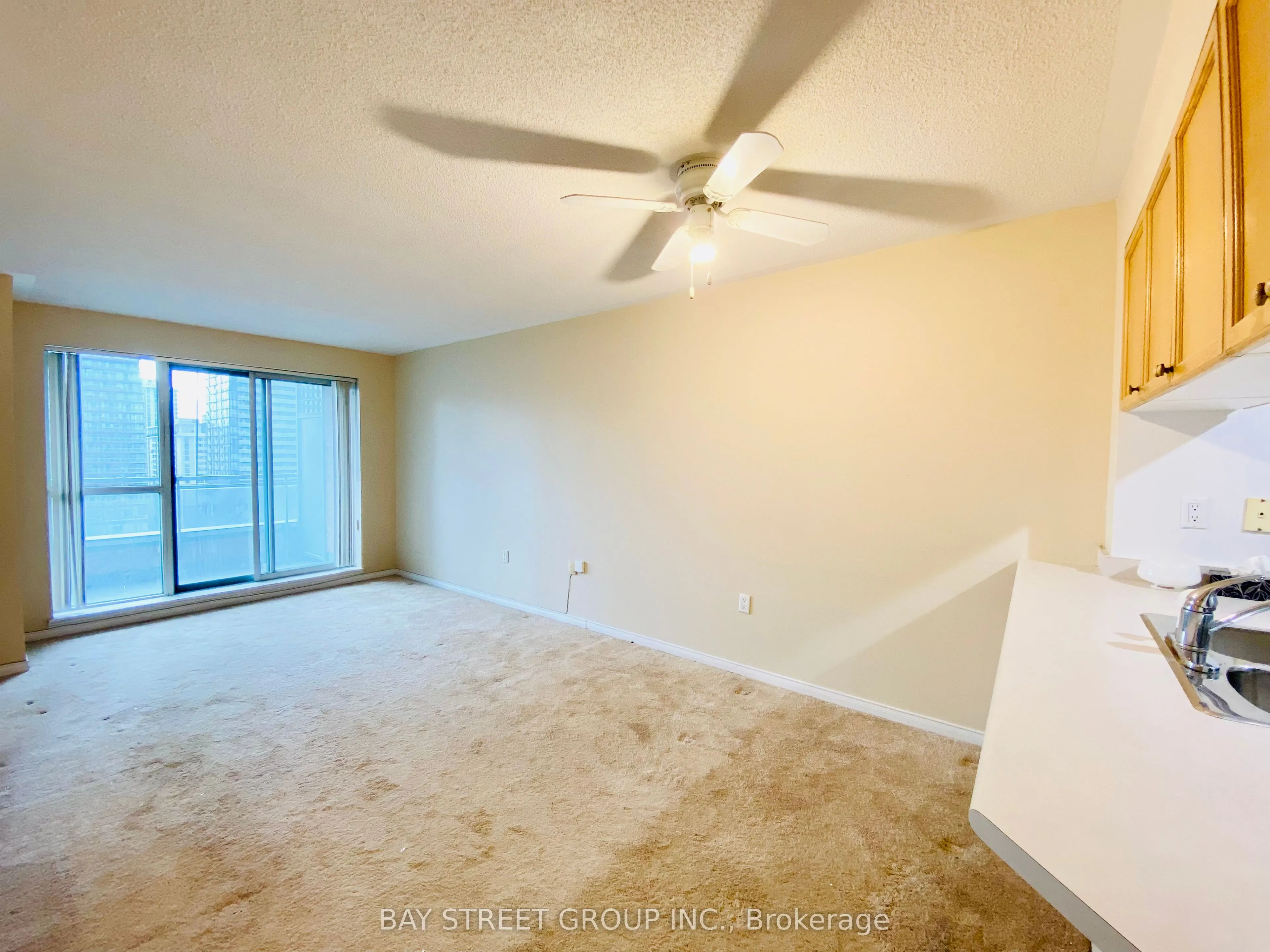 889 Bay Street, #1503