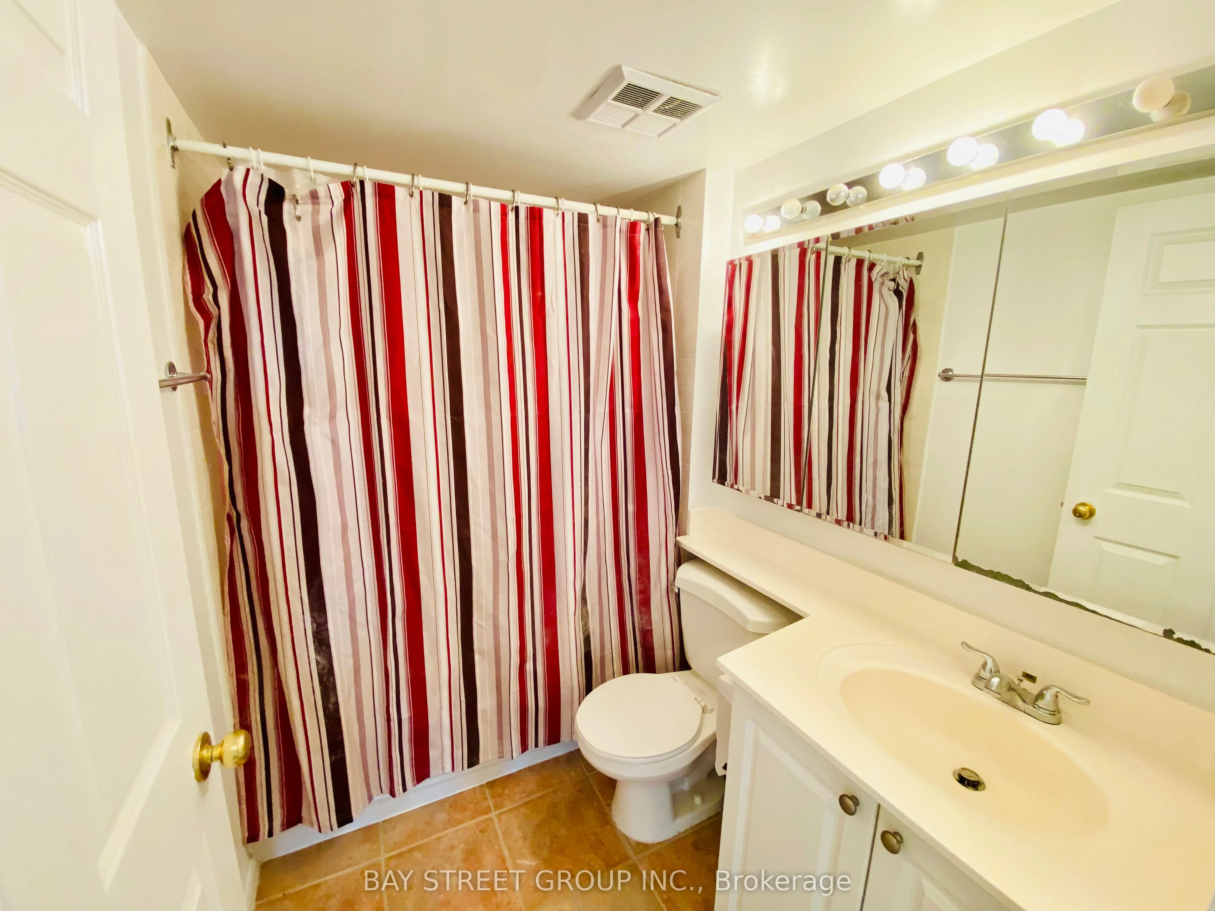 889 Bay Street, #1503