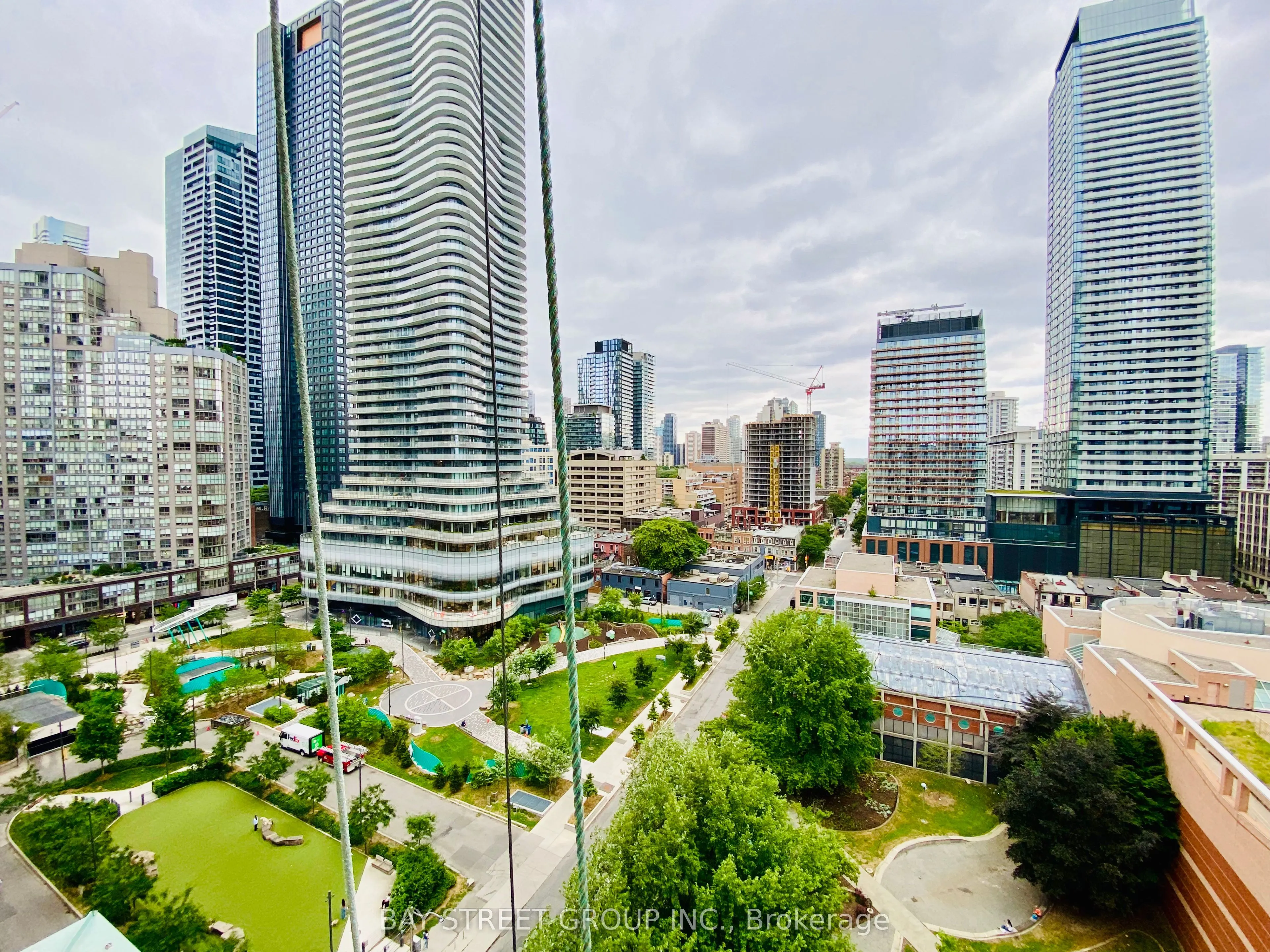 889 Bay Street, #1503
