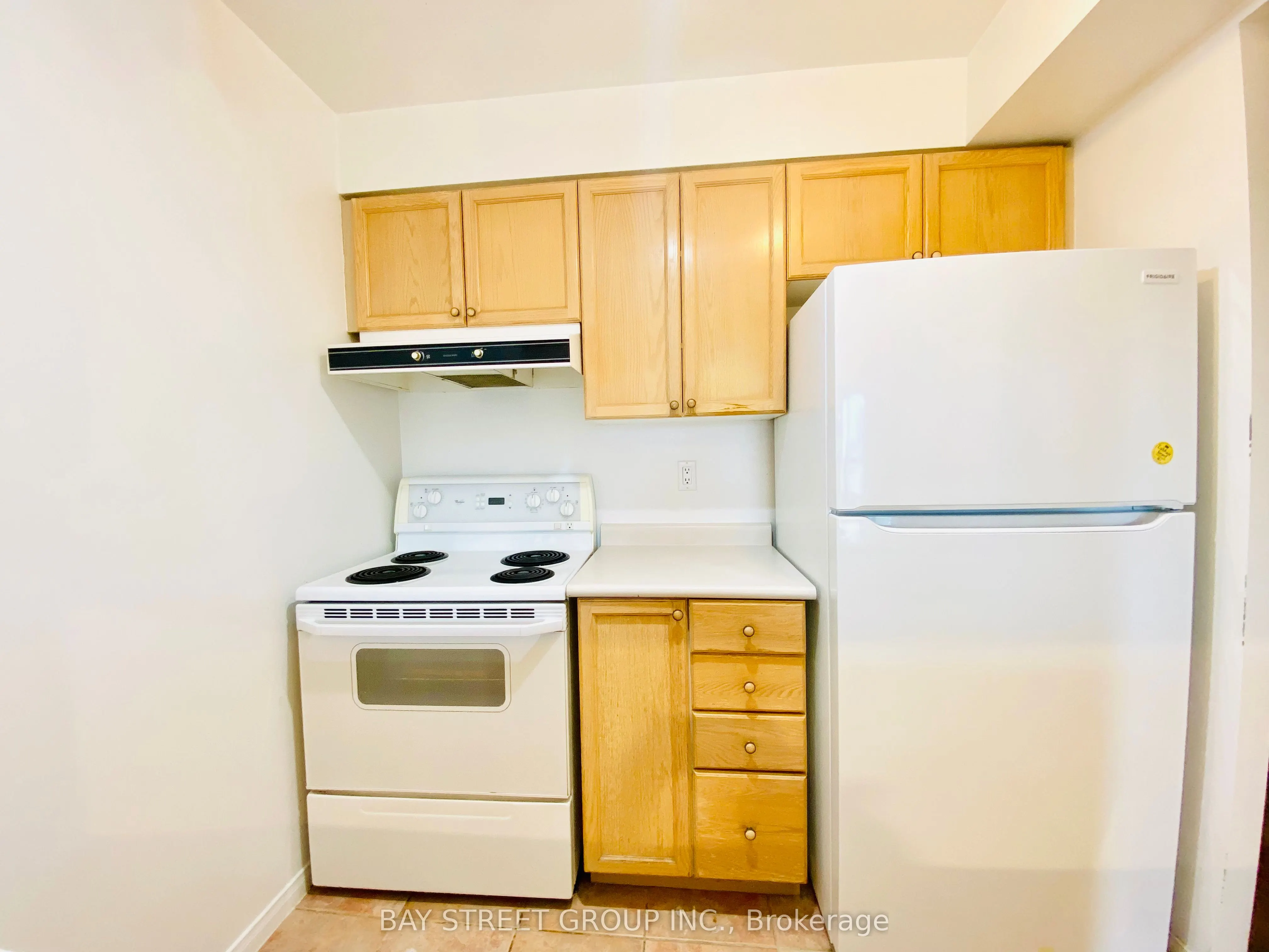 889 Bay Street, #1503