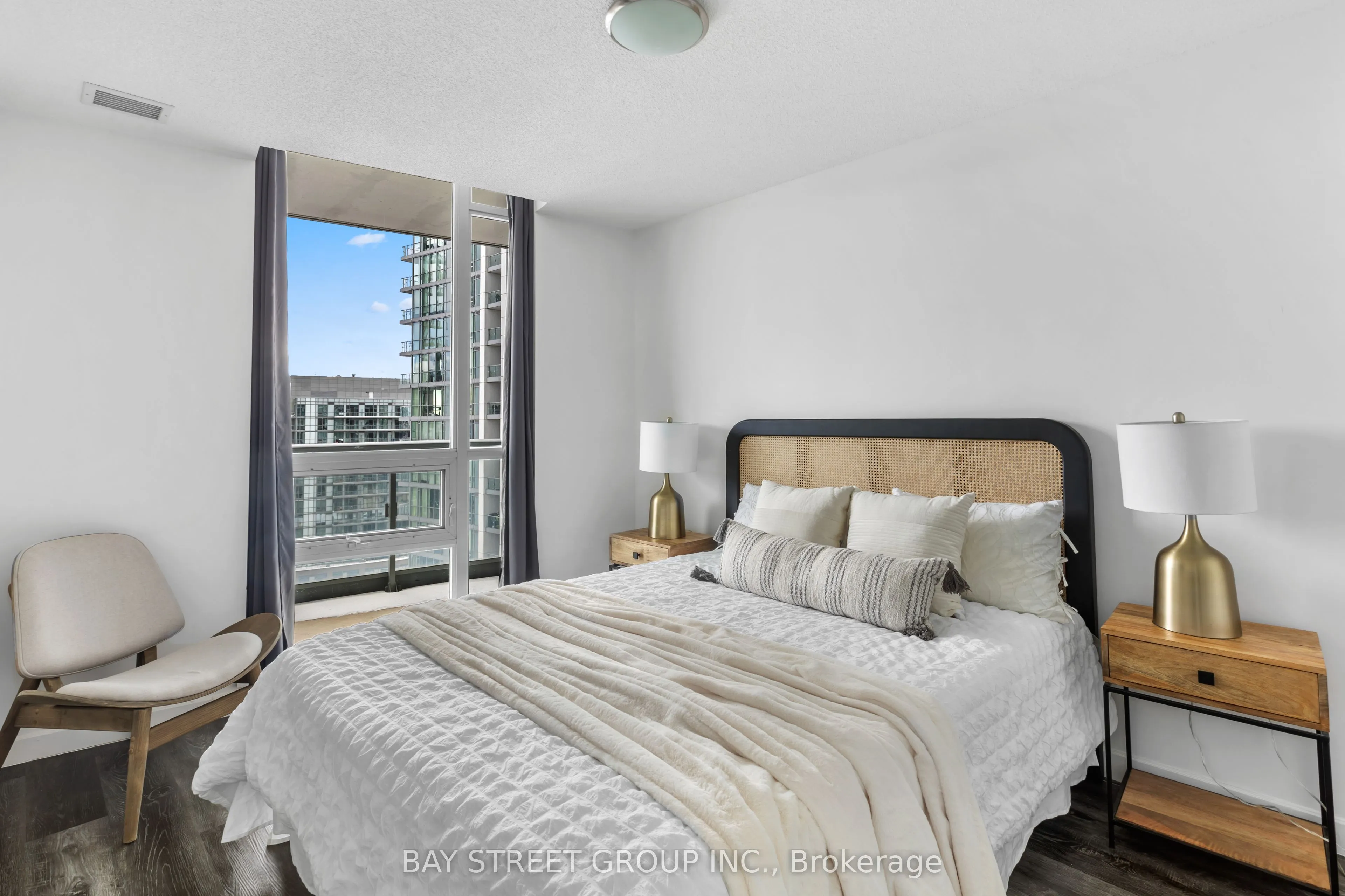 70 Forest Manor Road, #1005