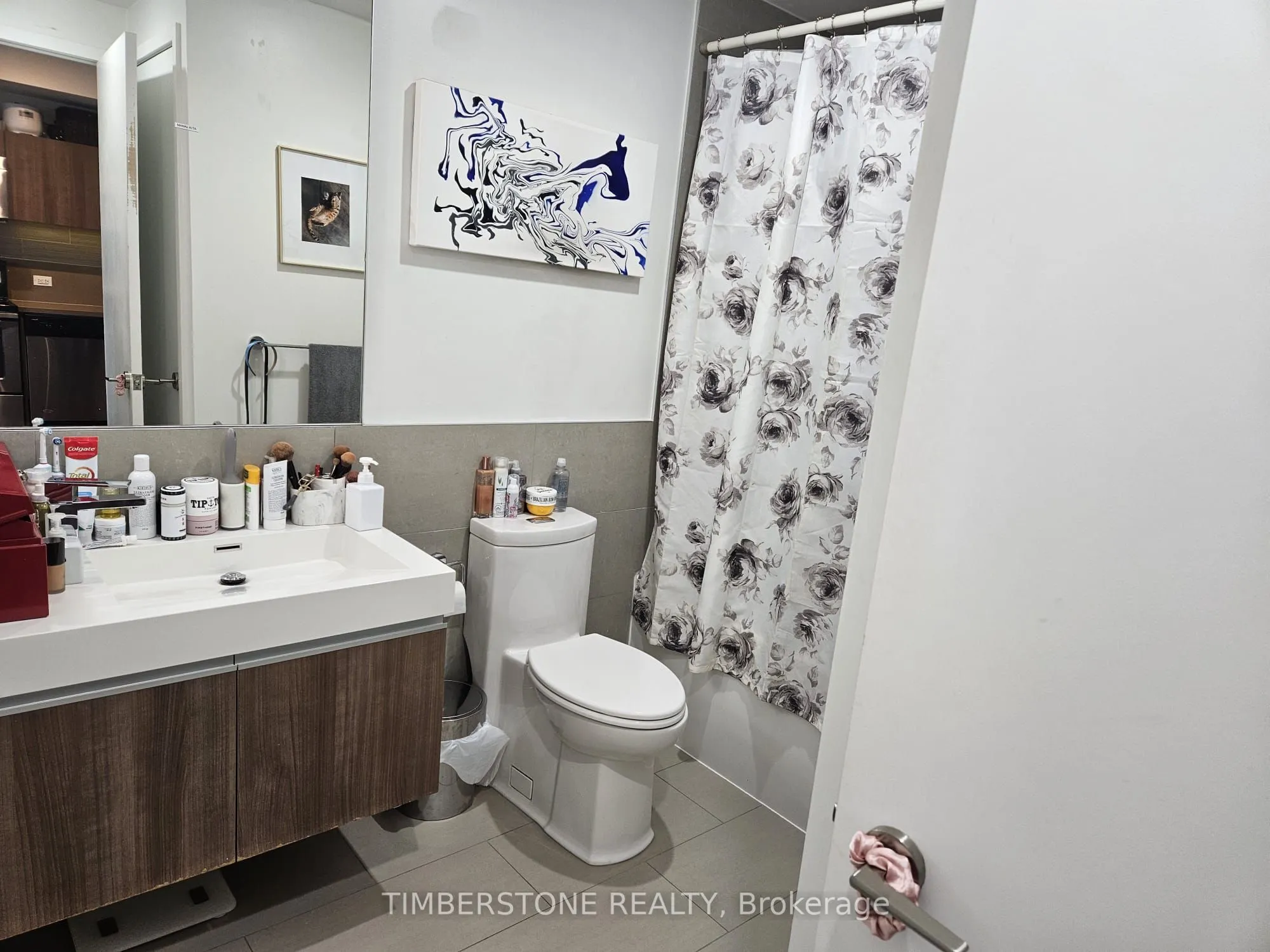 390 Cherry Street, #704