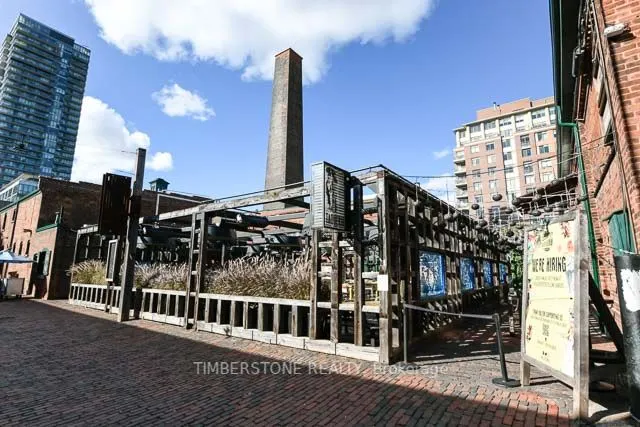 390 Cherry Street, #704