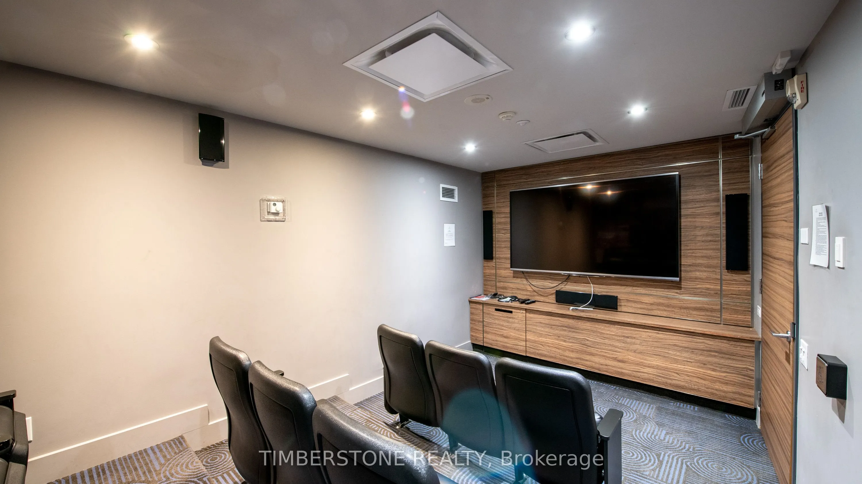 390 Cherry Street, #704