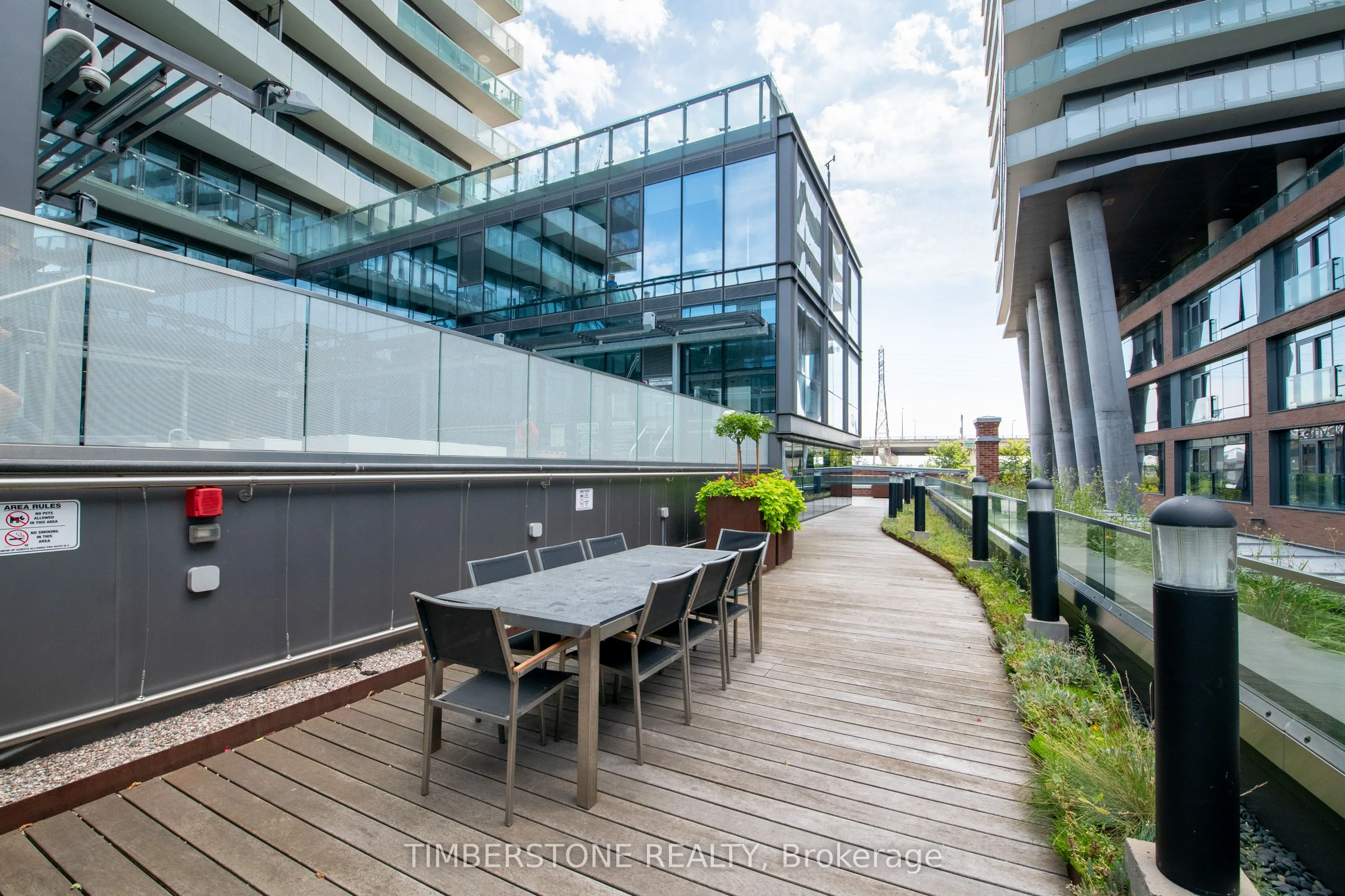 390 Cherry Street, #704