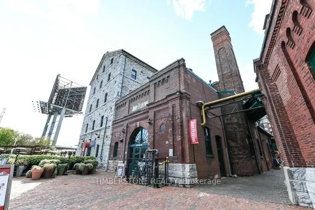 390 Cherry Street, #704