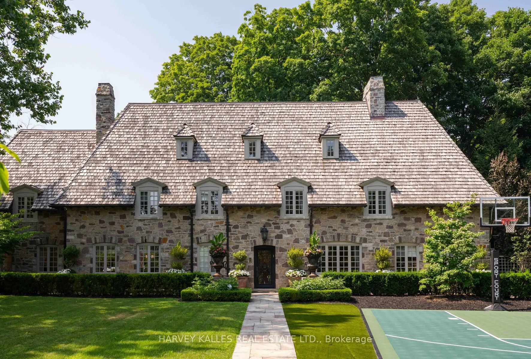 108 Sandringham Drive