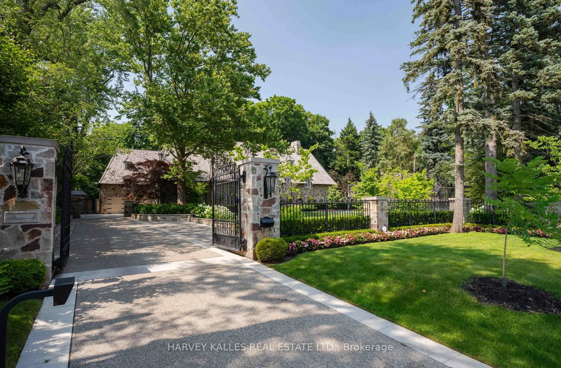 108 Sandringham Drive