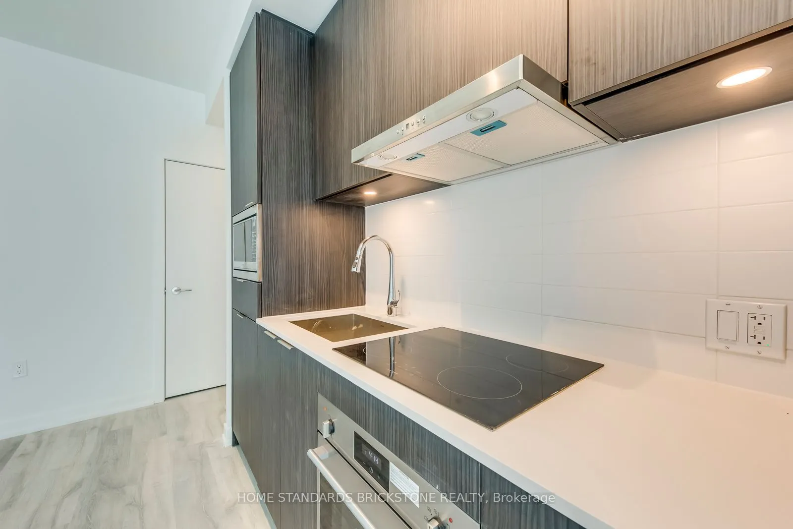 7 Golden Lion Heights #N2406