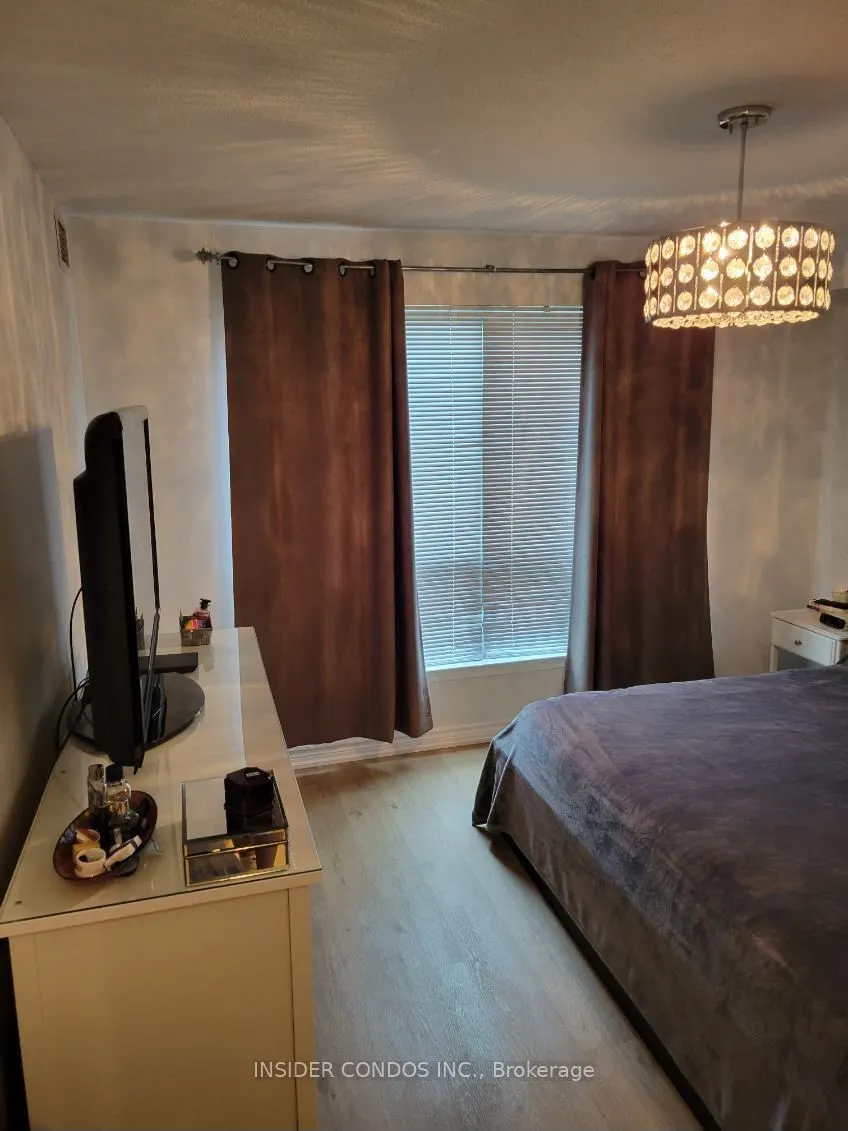920 Sheppard Avenue W, #306