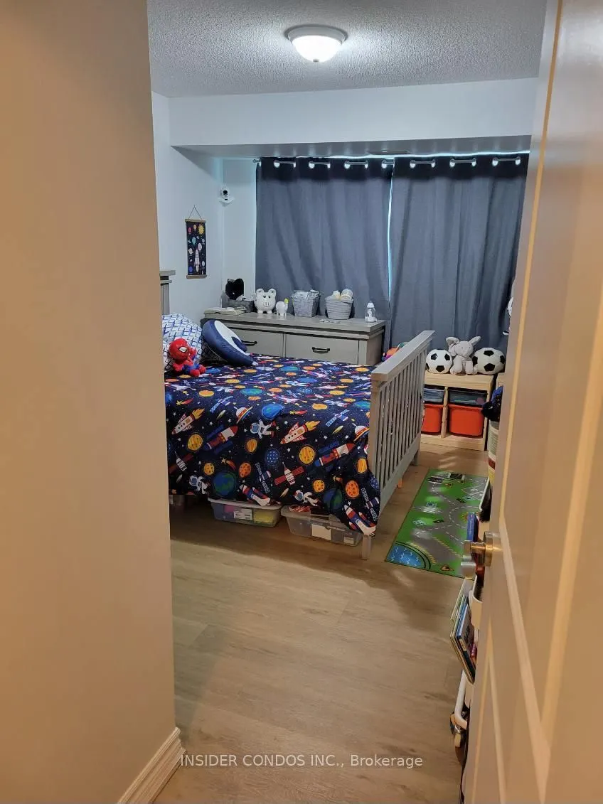 920 Sheppard Avenue W, #306