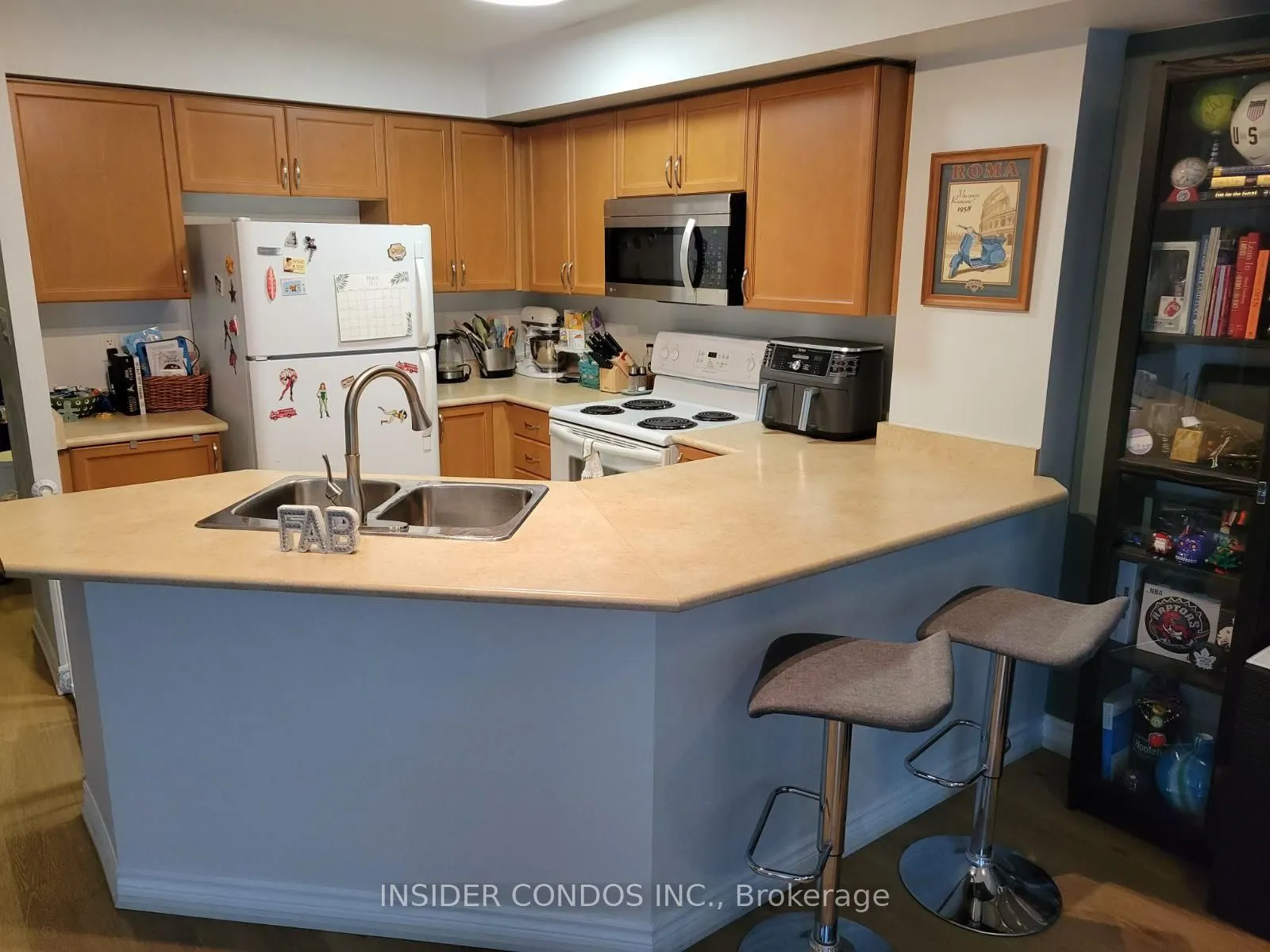 920 Sheppard Avenue W, #306