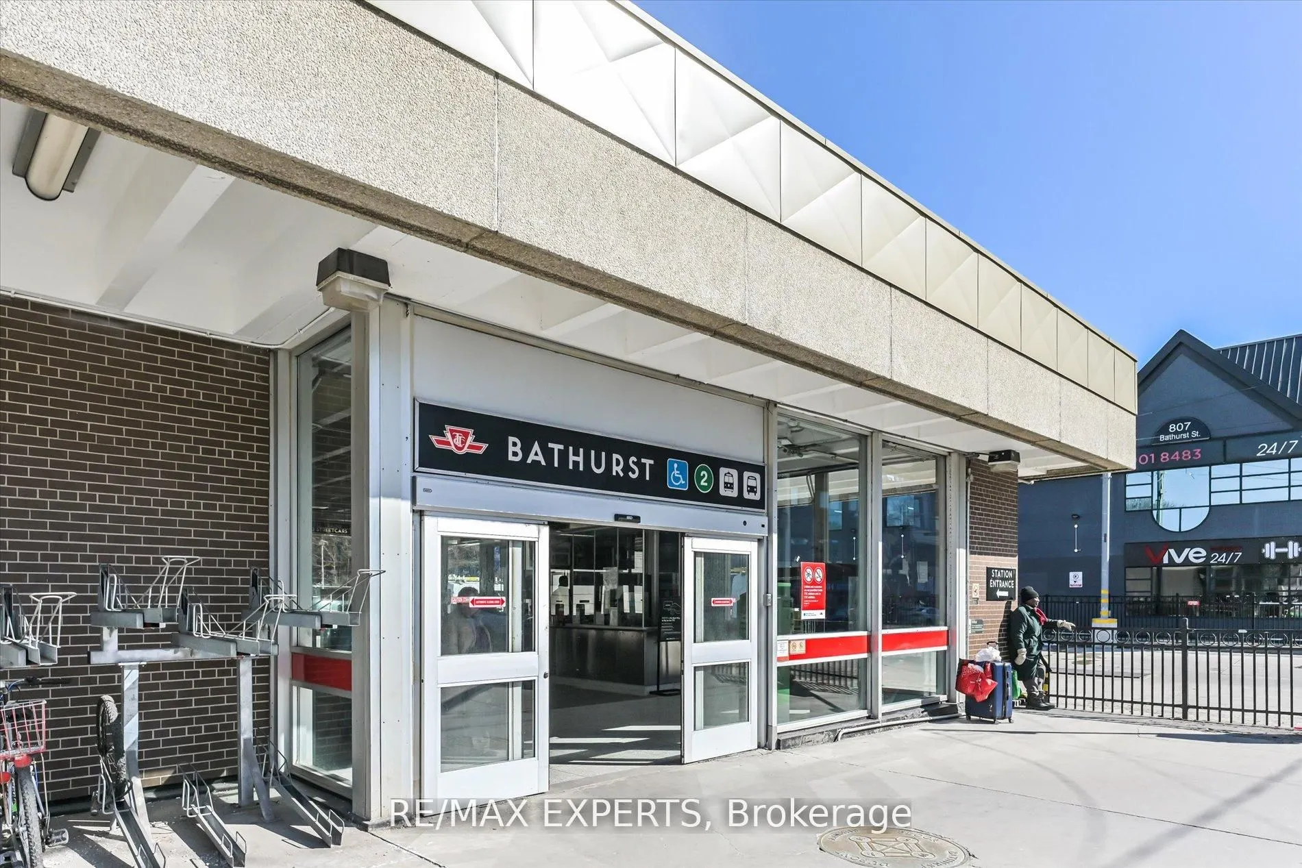18 Barton Avenue