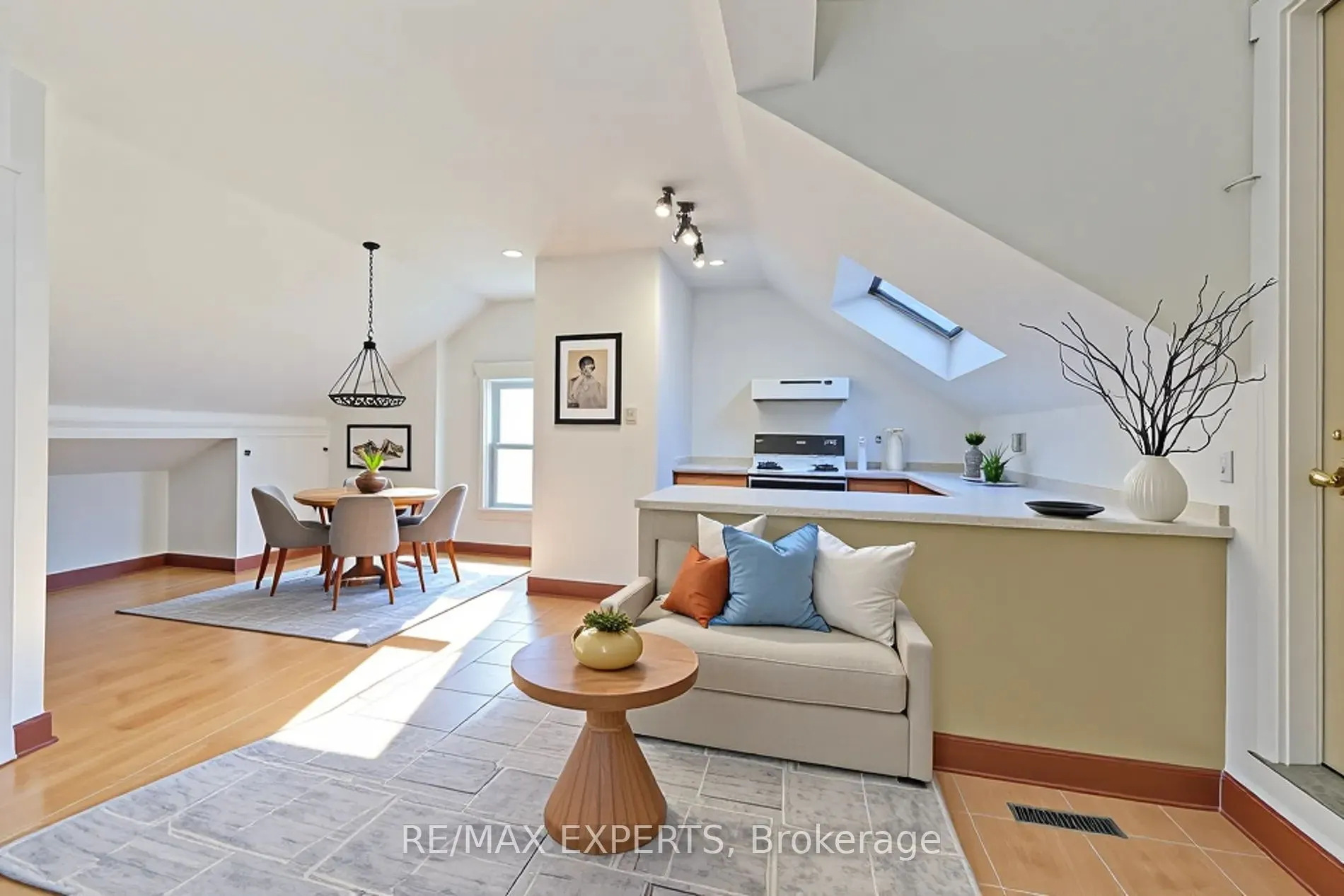 18 Barton Avenue