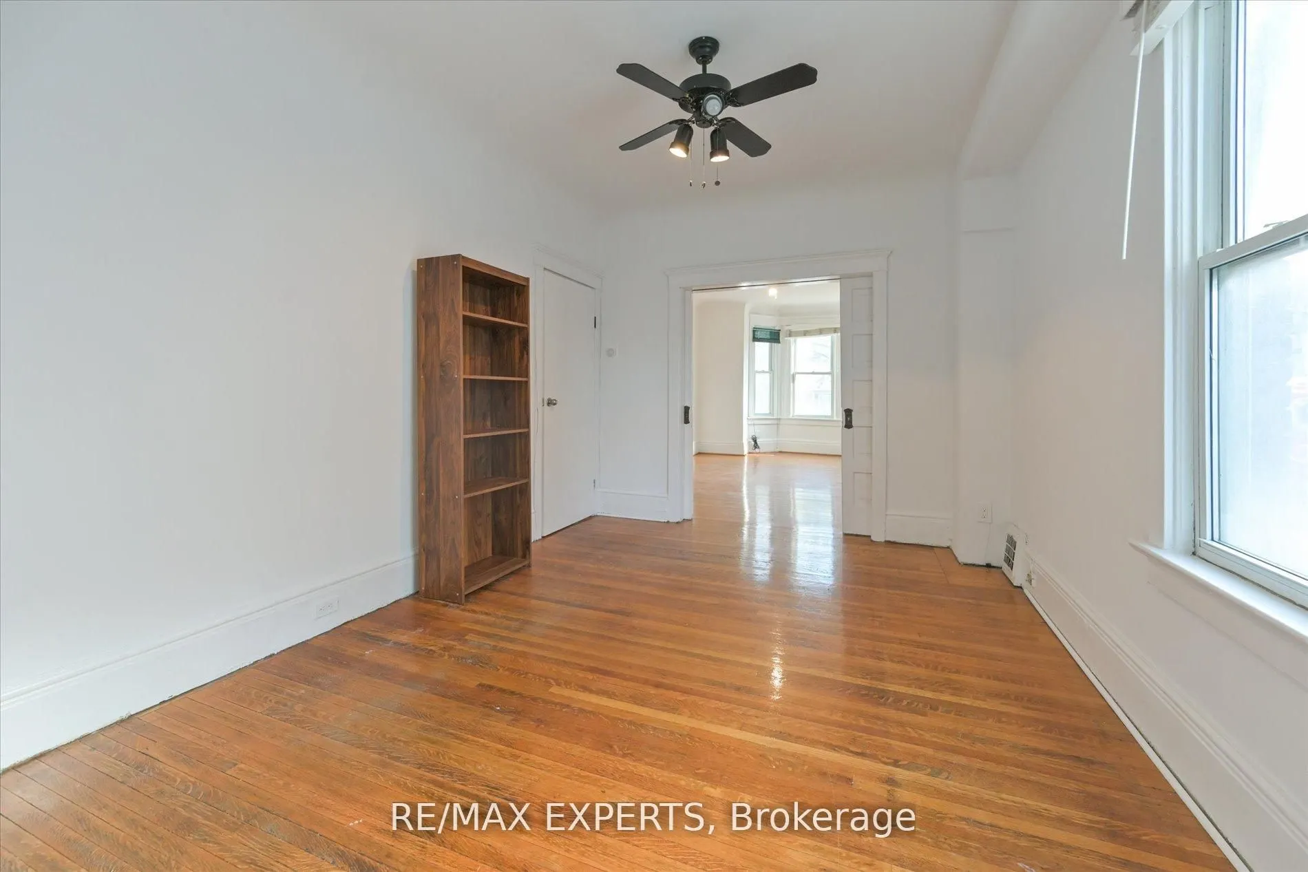 18 Barton Avenue